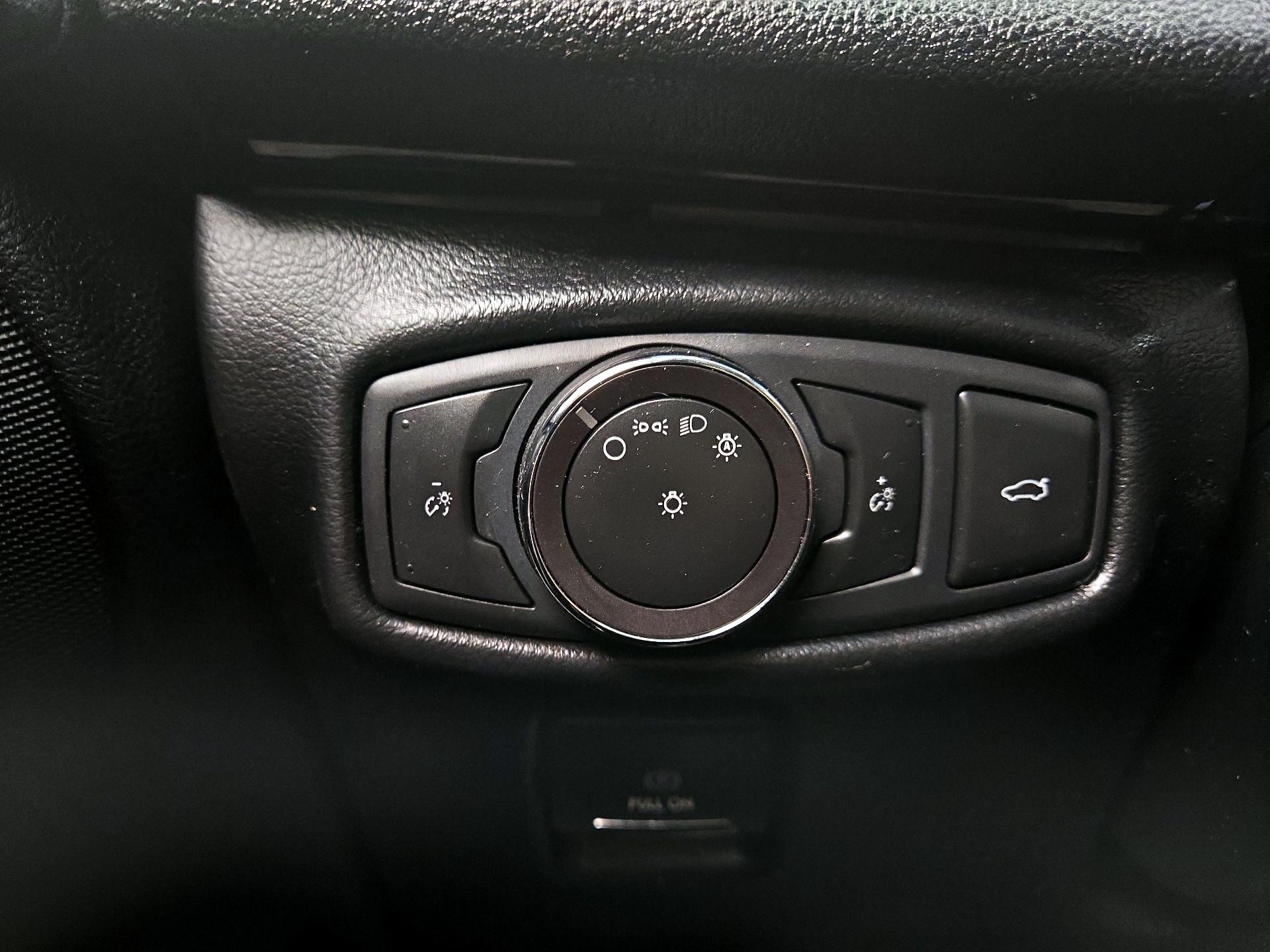 Thumbnail: 2020 Lincoln MKZ - 13