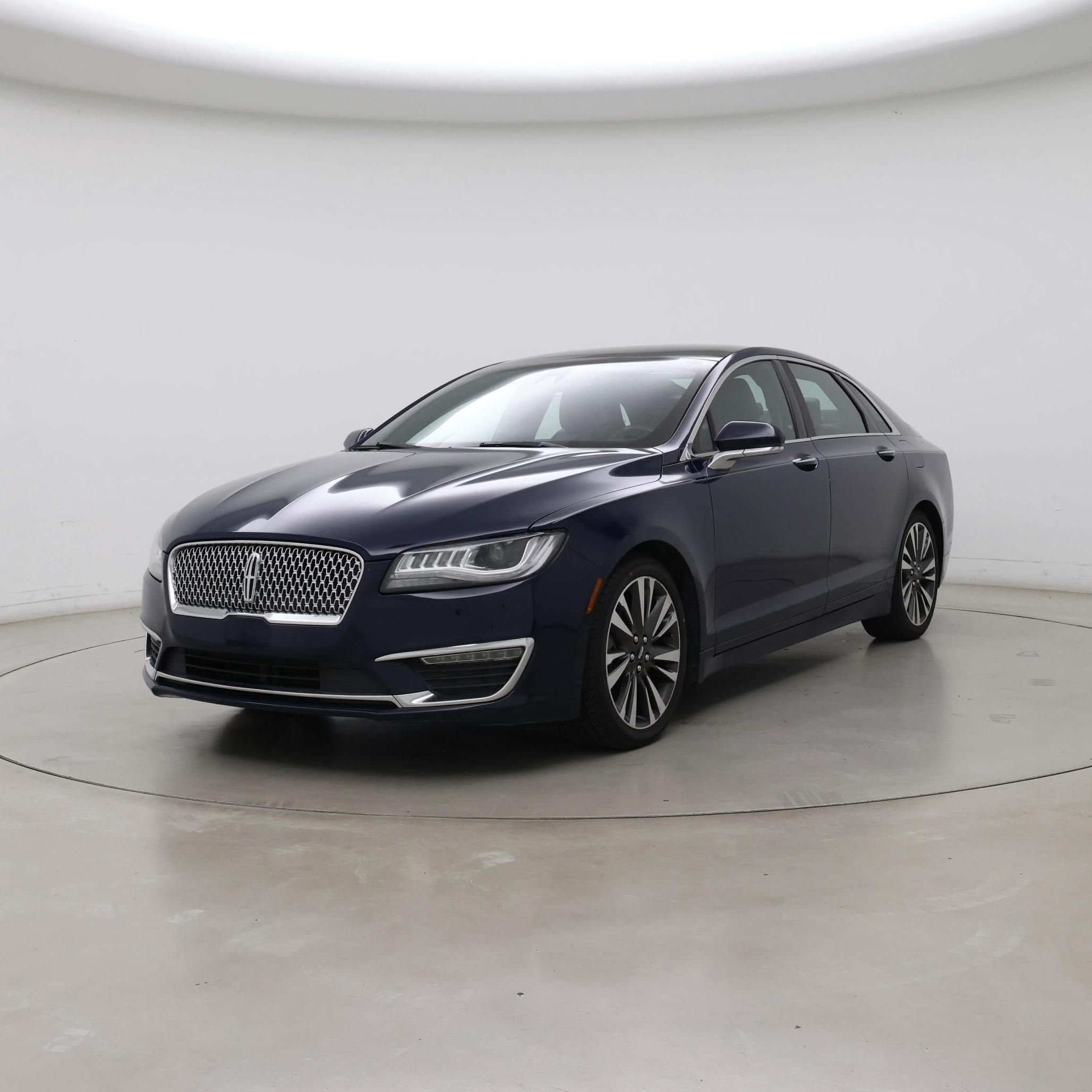 Thumbnail: 2020 Lincoln MKZ - 4
