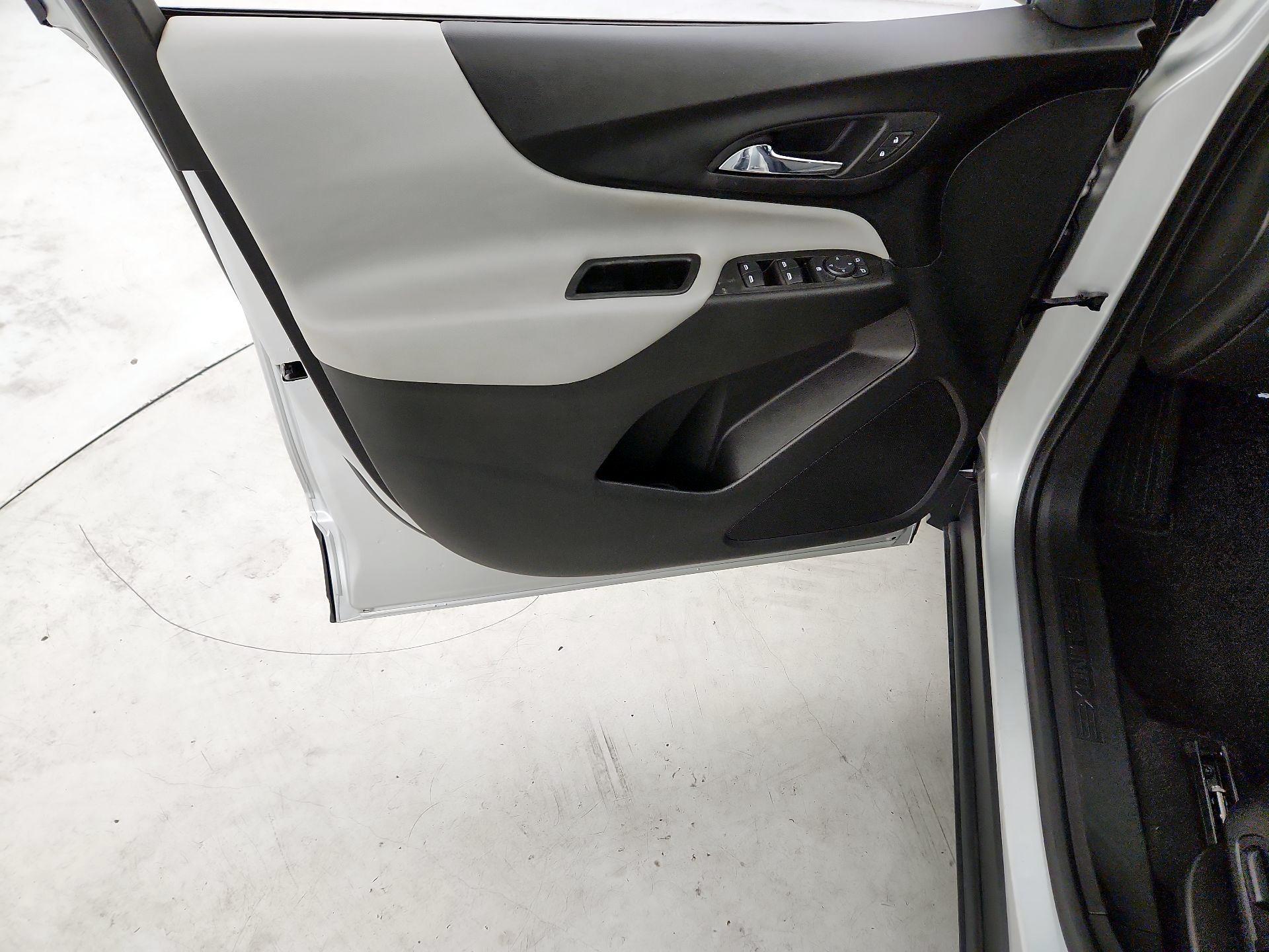 Thumbnail: 2021 Chevrolet Equinox - 12