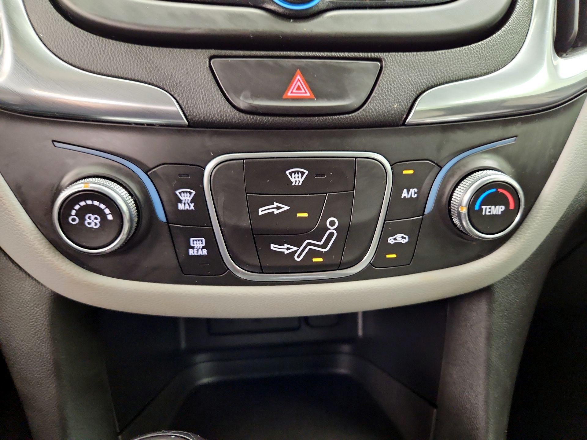 Thumbnail: 2021 Chevrolet Equinox - 16