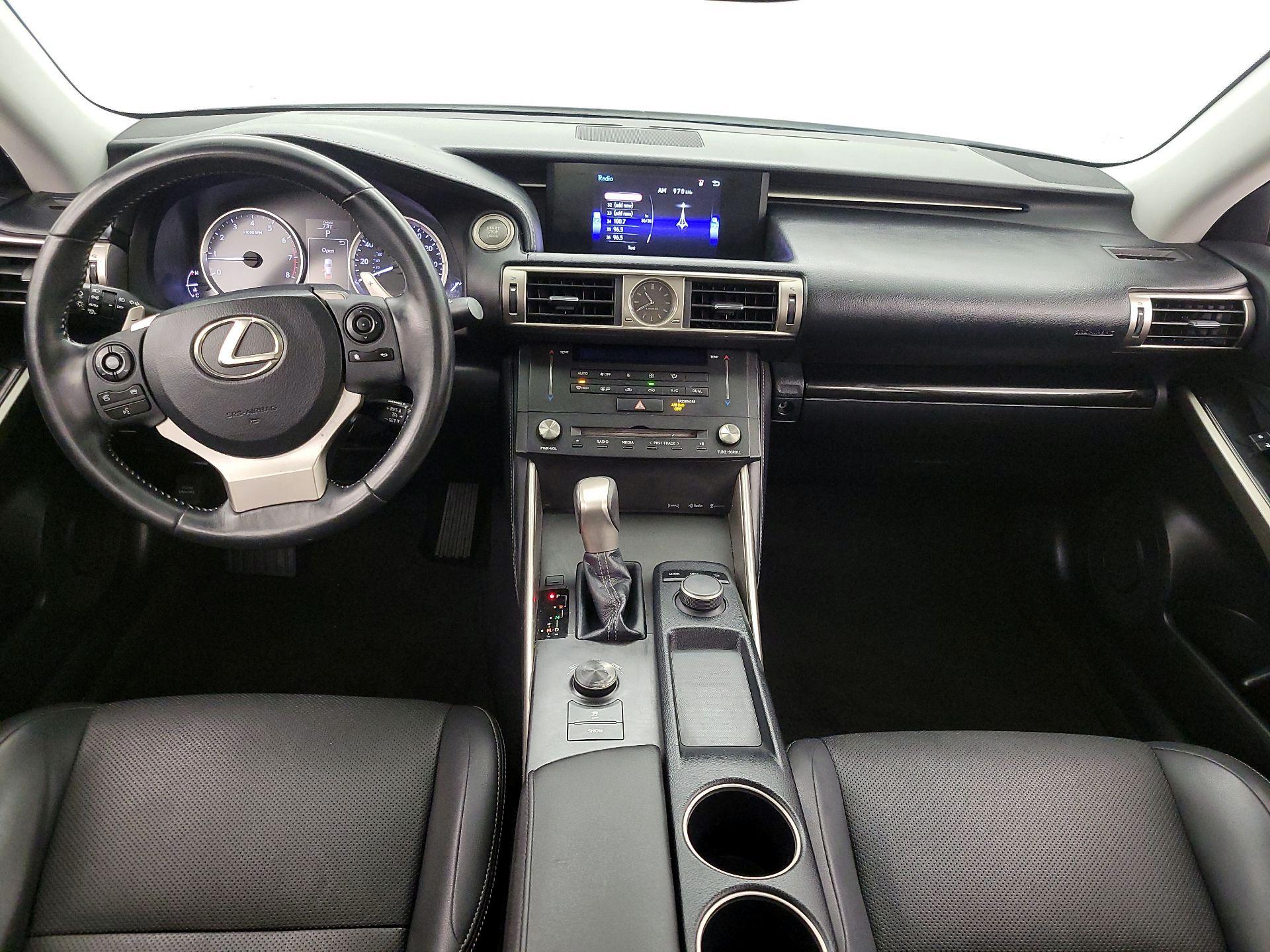 Thumbnail: 2015 Lexus IS - 9