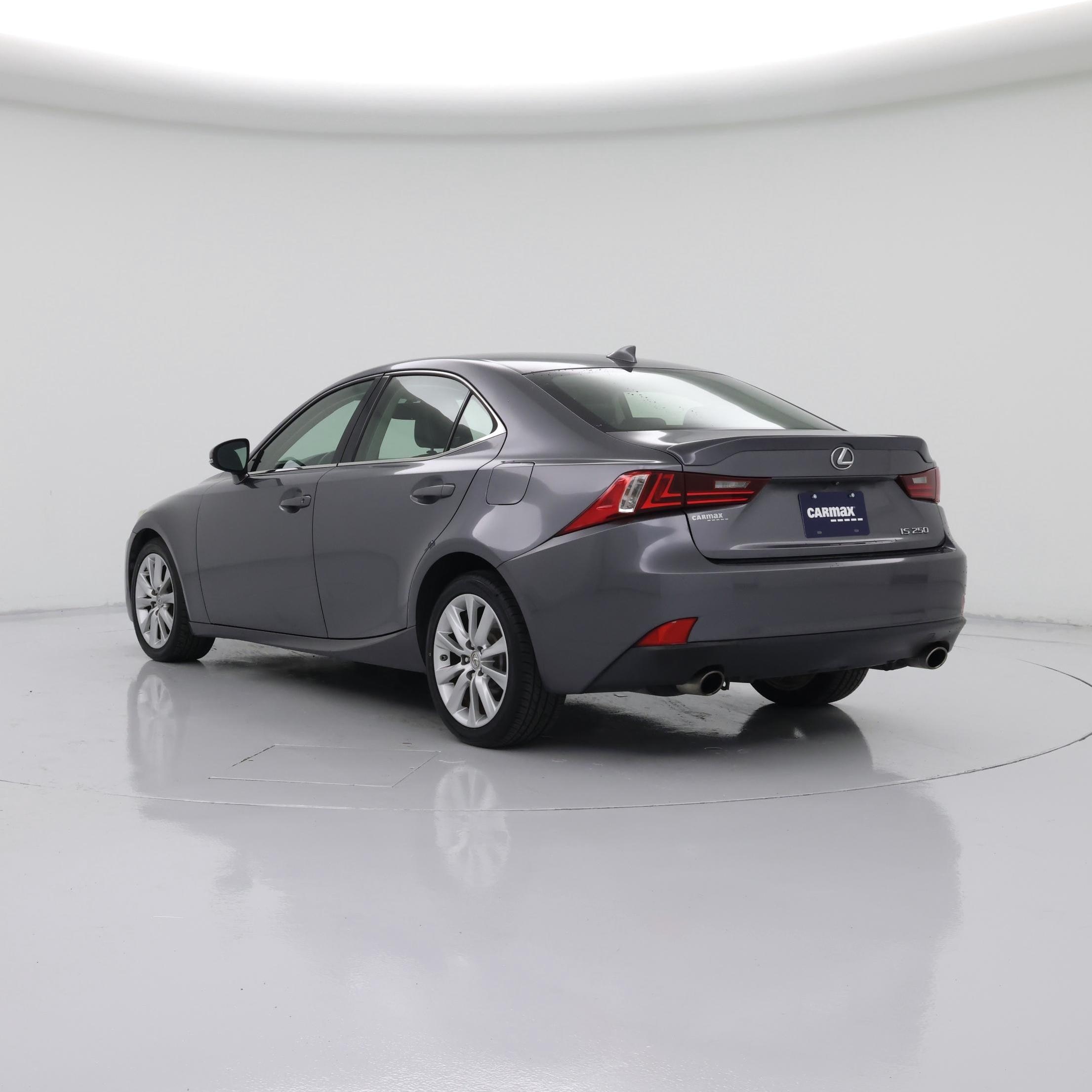 Thumbnail: 2015 Lexus IS - 2