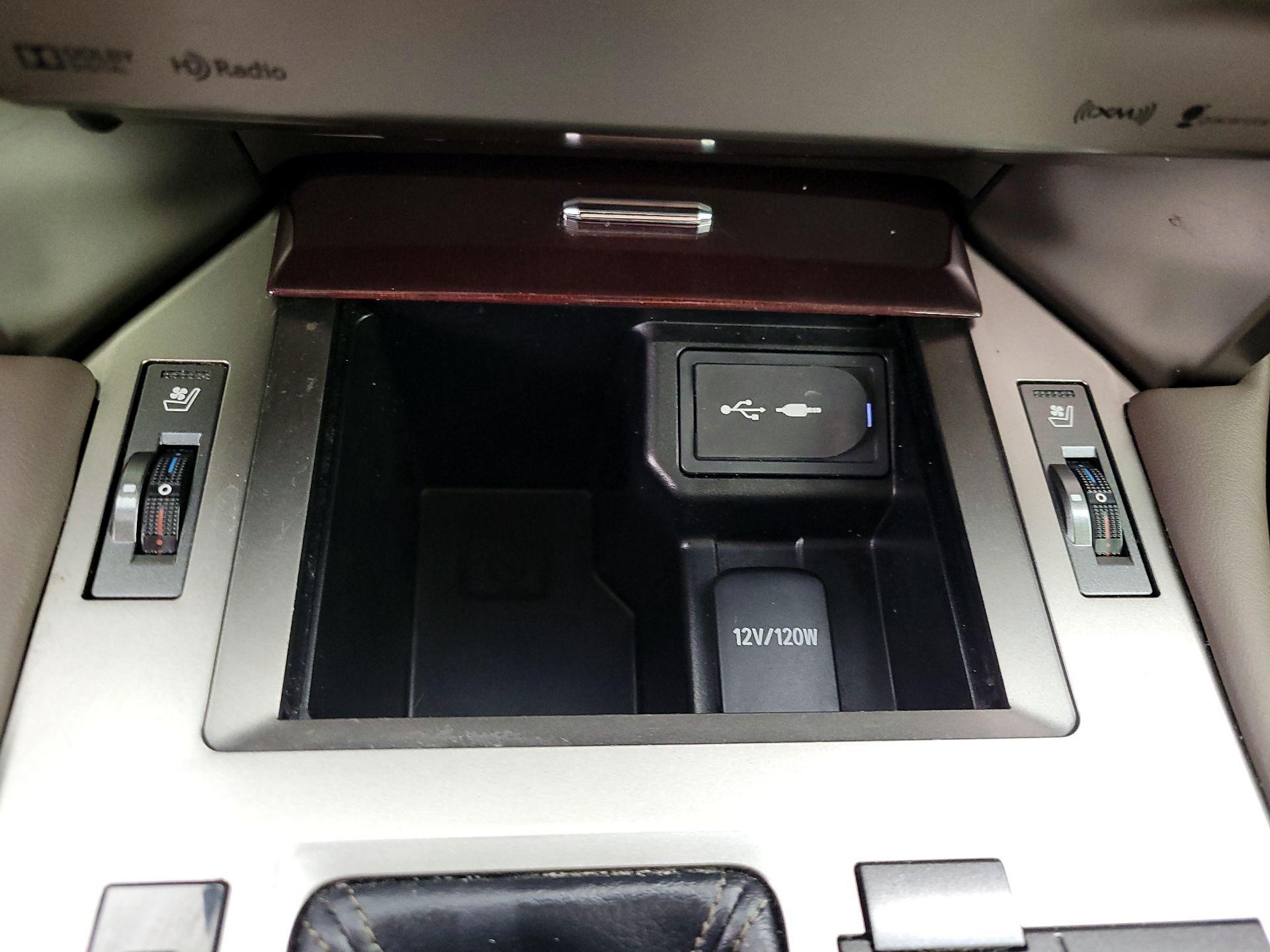 Thumbnail: 2018 Lexus GX - 19