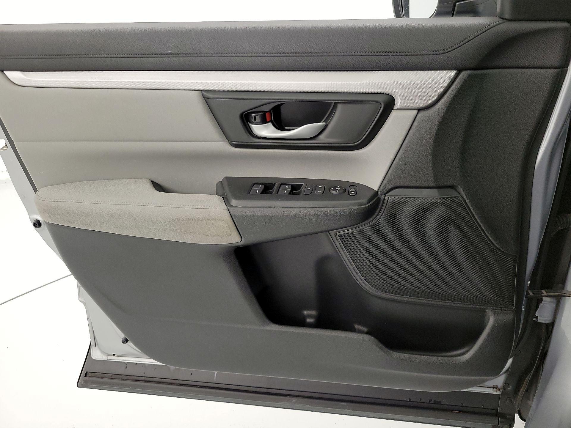 Thumbnail: 2017 Honda CR-V - 12