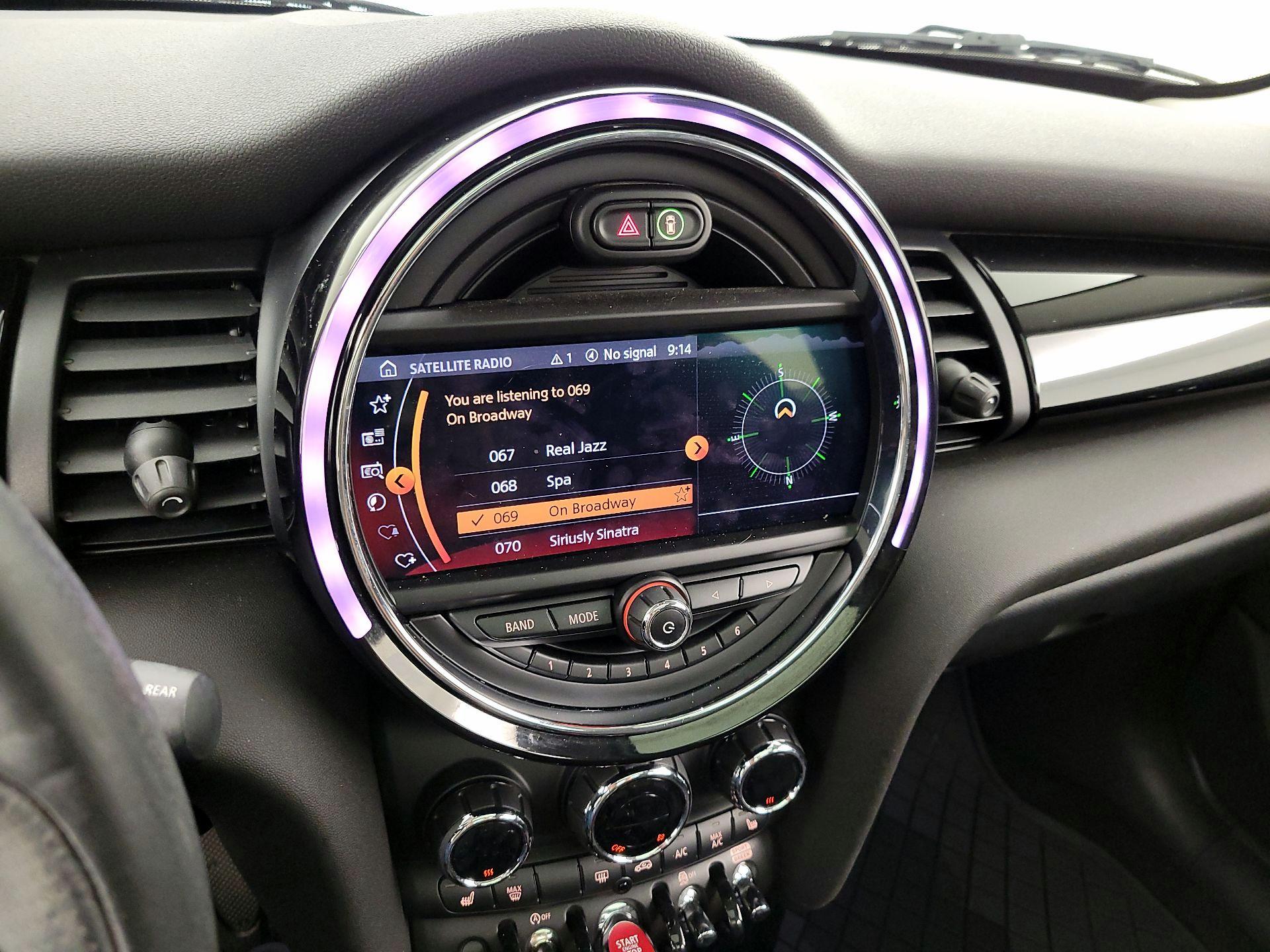 Thumbnail: 2019 MINI Cooper Hardtop - 13