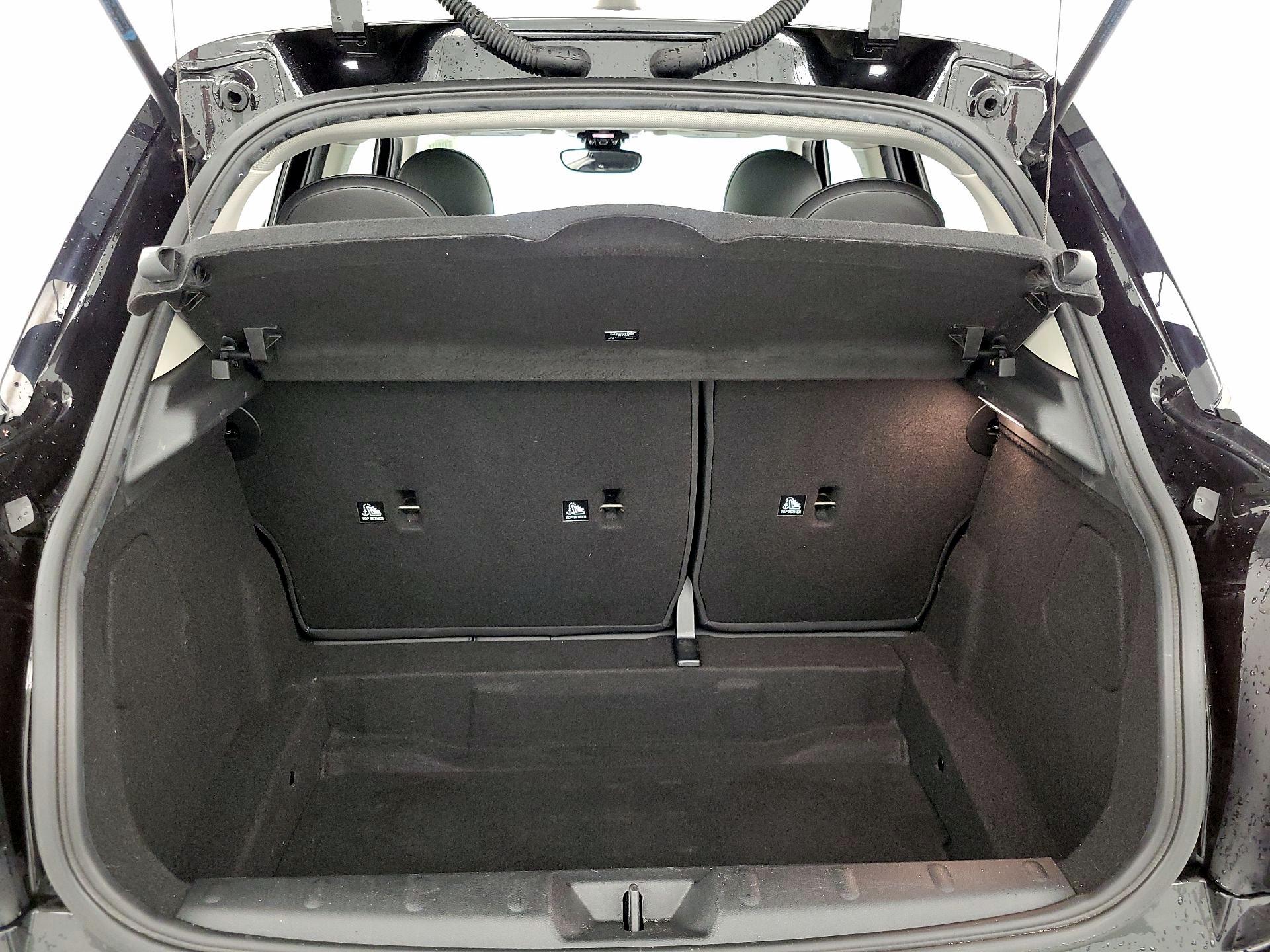 Thumbnail: 2019 MINI Cooper Hardtop - 19