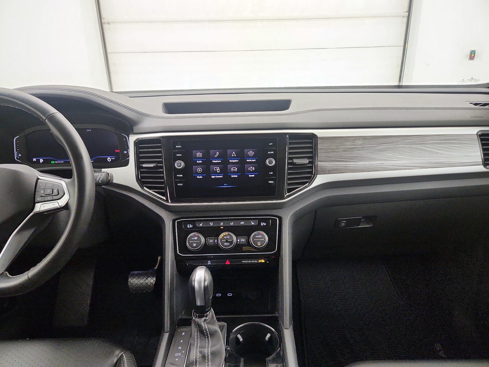 Thumbnail: 2022 Volkswagen Atlas - 9
