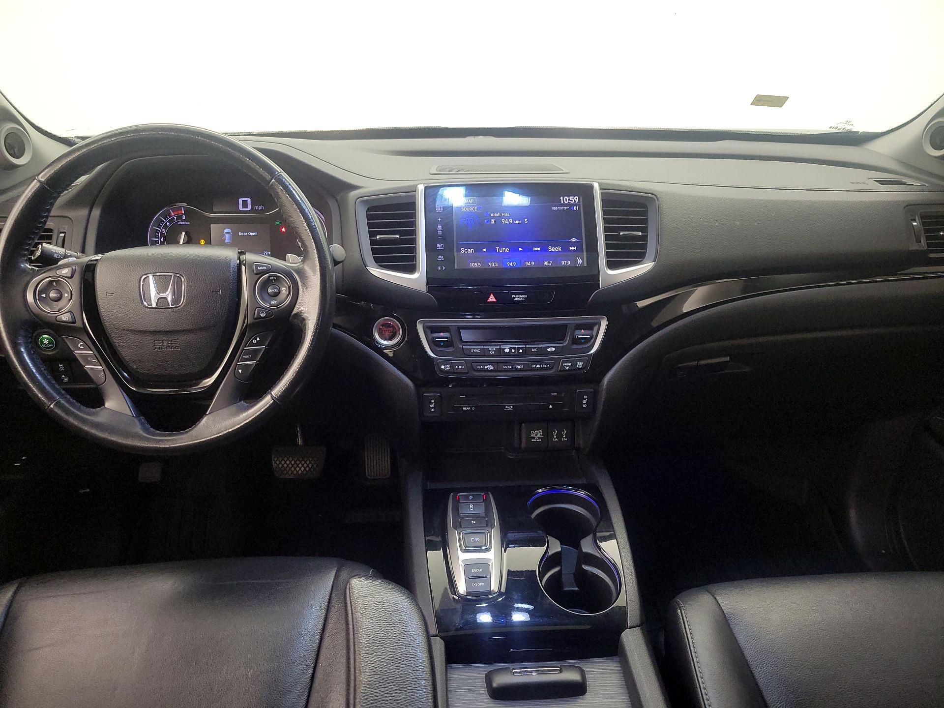 Thumbnail: 2016 Honda Pilot - 9