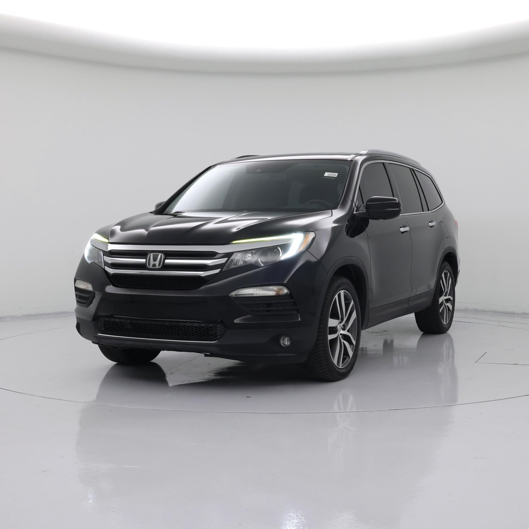 Thumbnail: 2016 Honda Pilot - 4