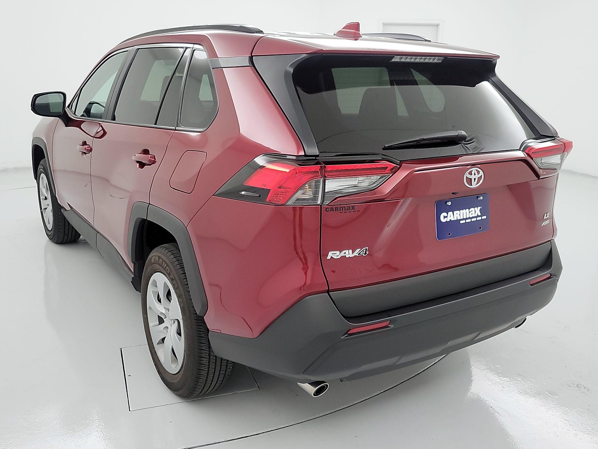 Thumbnail: 2021 Toyota RAV4 - 7
