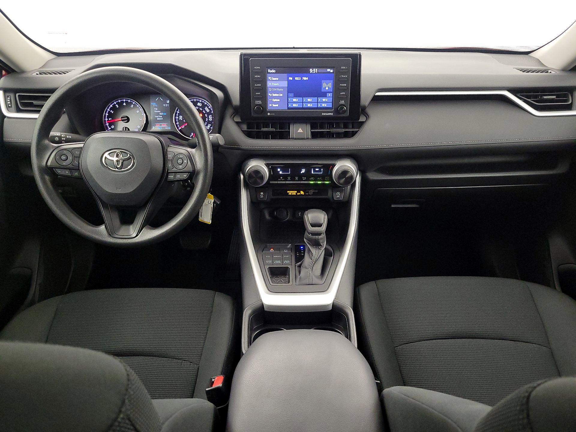 Thumbnail: 2021 Toyota RAV4 - 8
