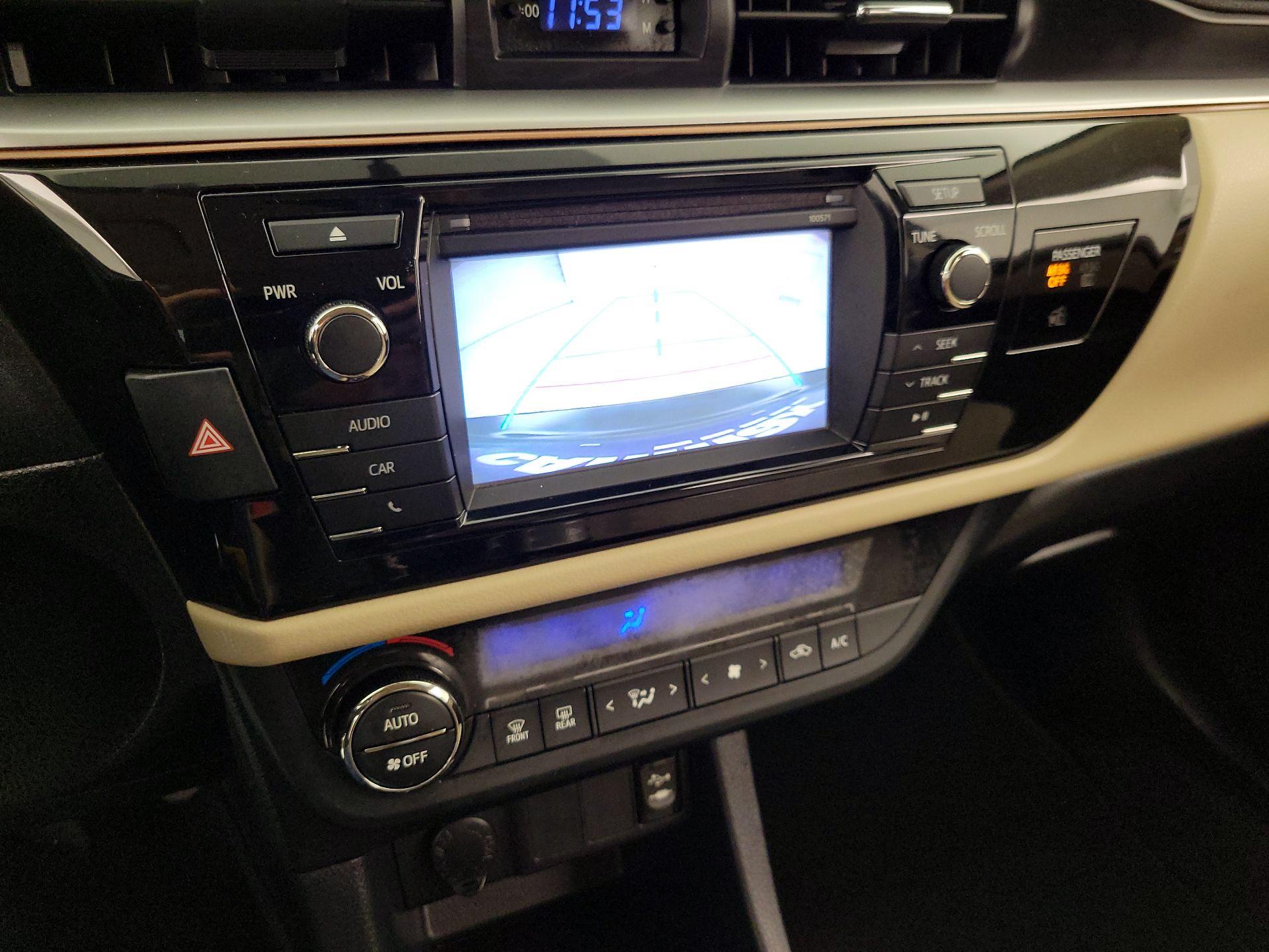 Thumbnail: 2016 Toyota Corolla - 14