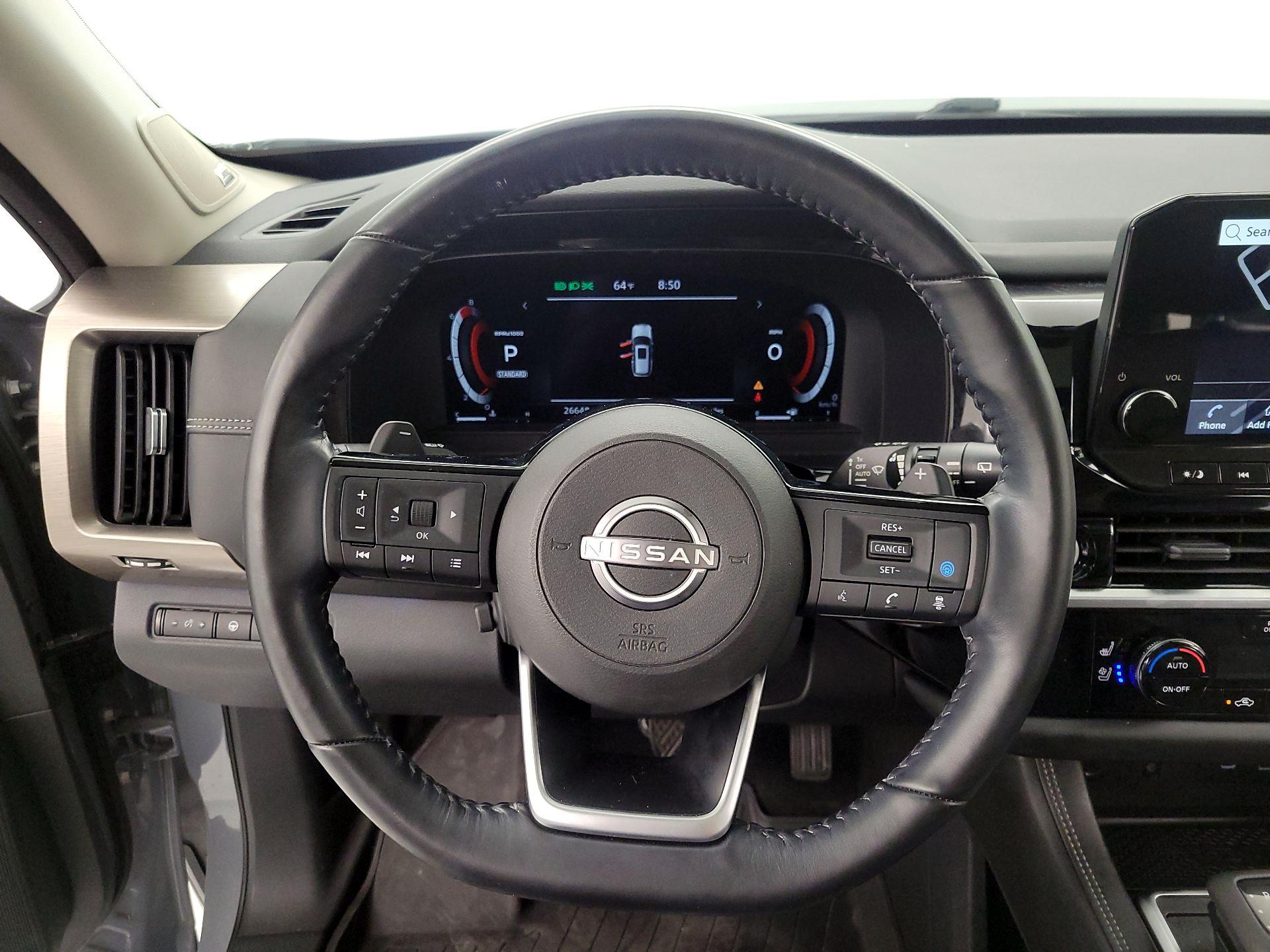 Thumbnail: 2022 Nissan Pathfinder - 10