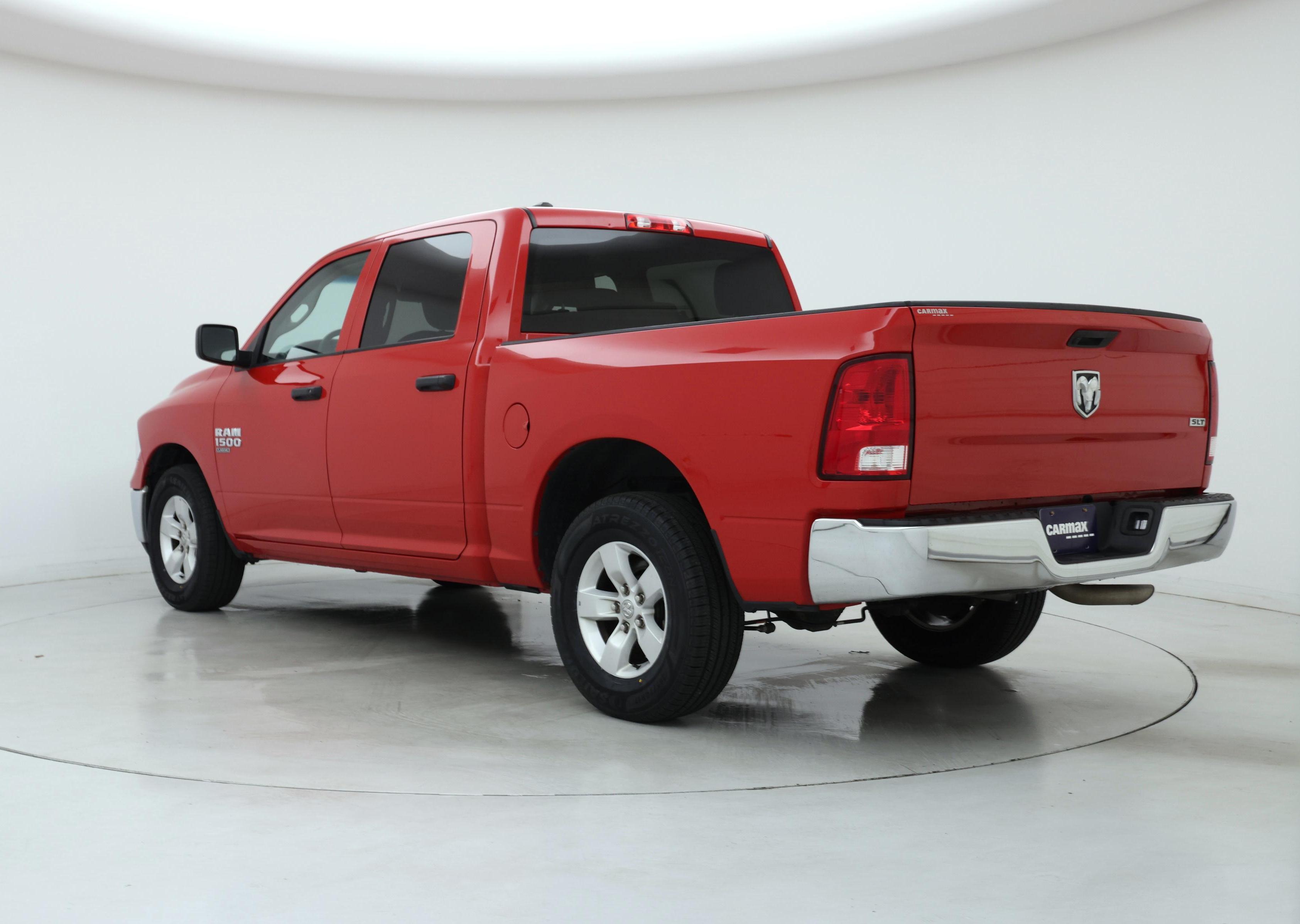Thumbnail: 2022 RAM 1500 Classic - 2