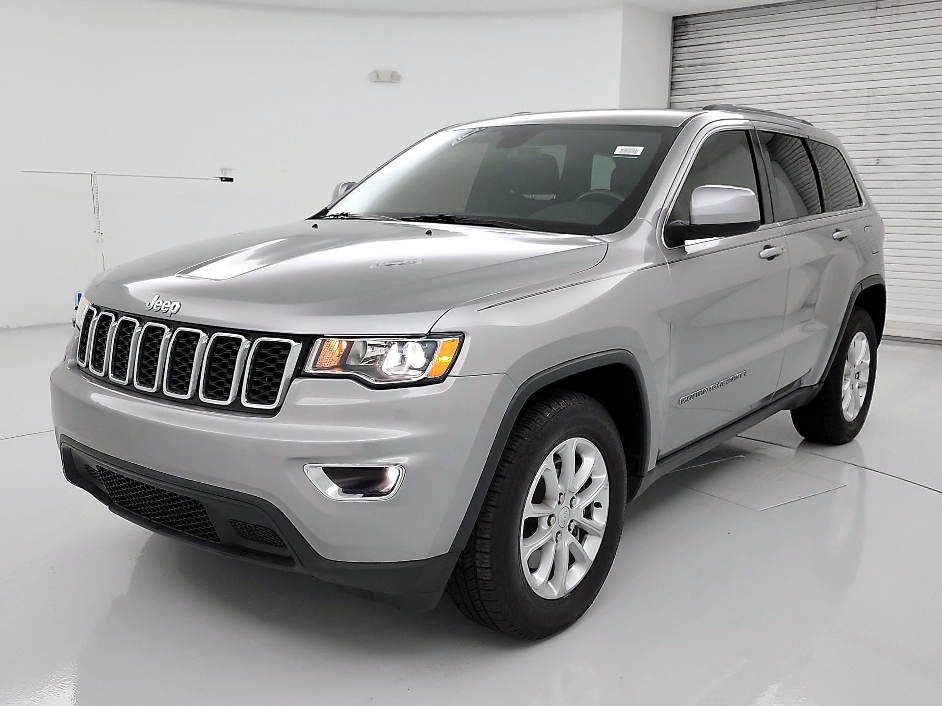 Thumbnail: 2021 Jeep Grand Cherokee - 3
