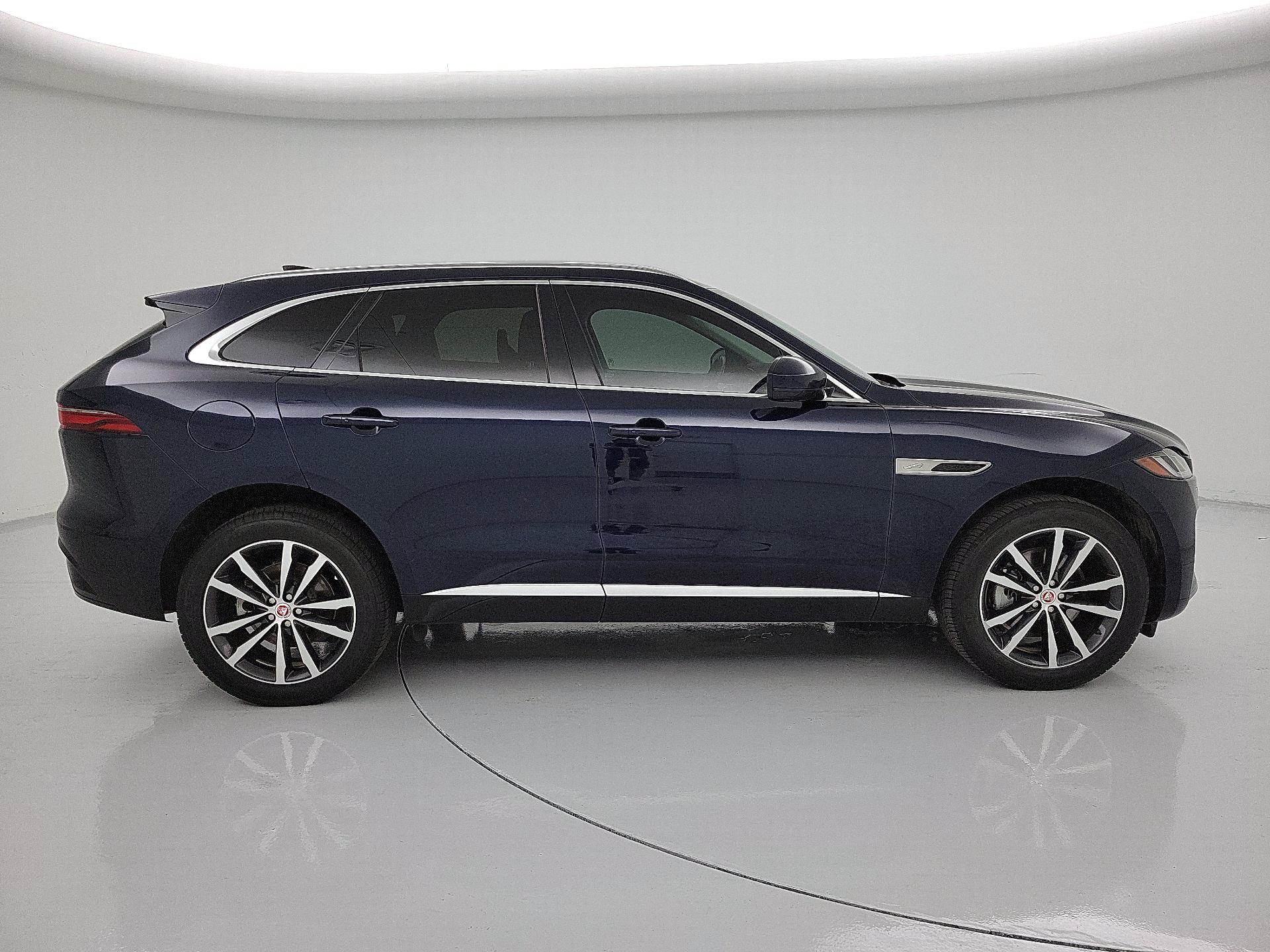 Thumbnail: 2023 Jaguar F-Pace - 4