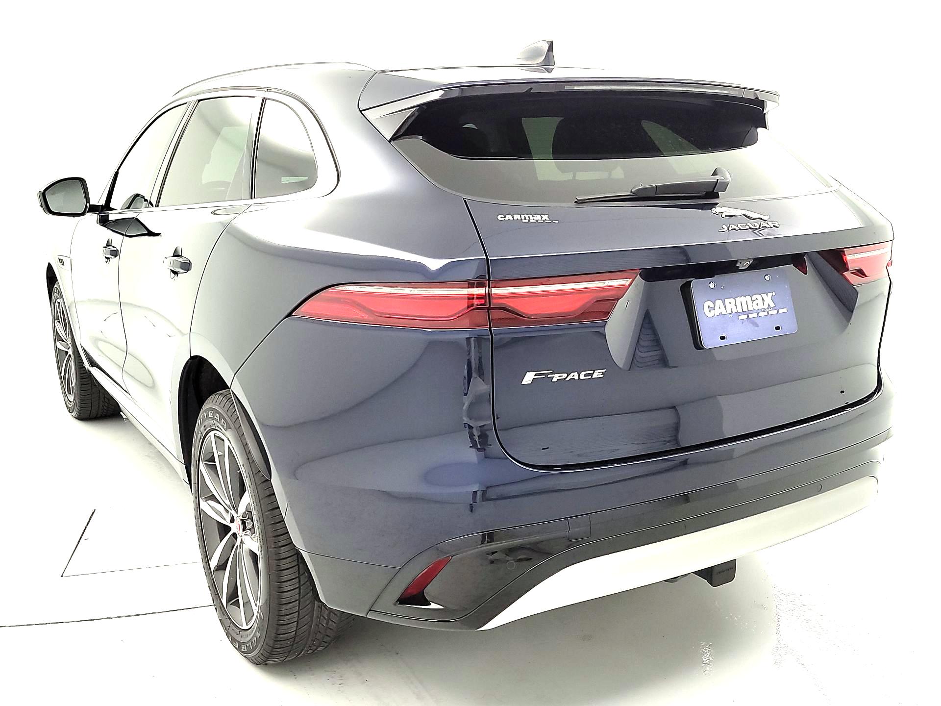 Thumbnail: 2023 Jaguar F-Pace - 7