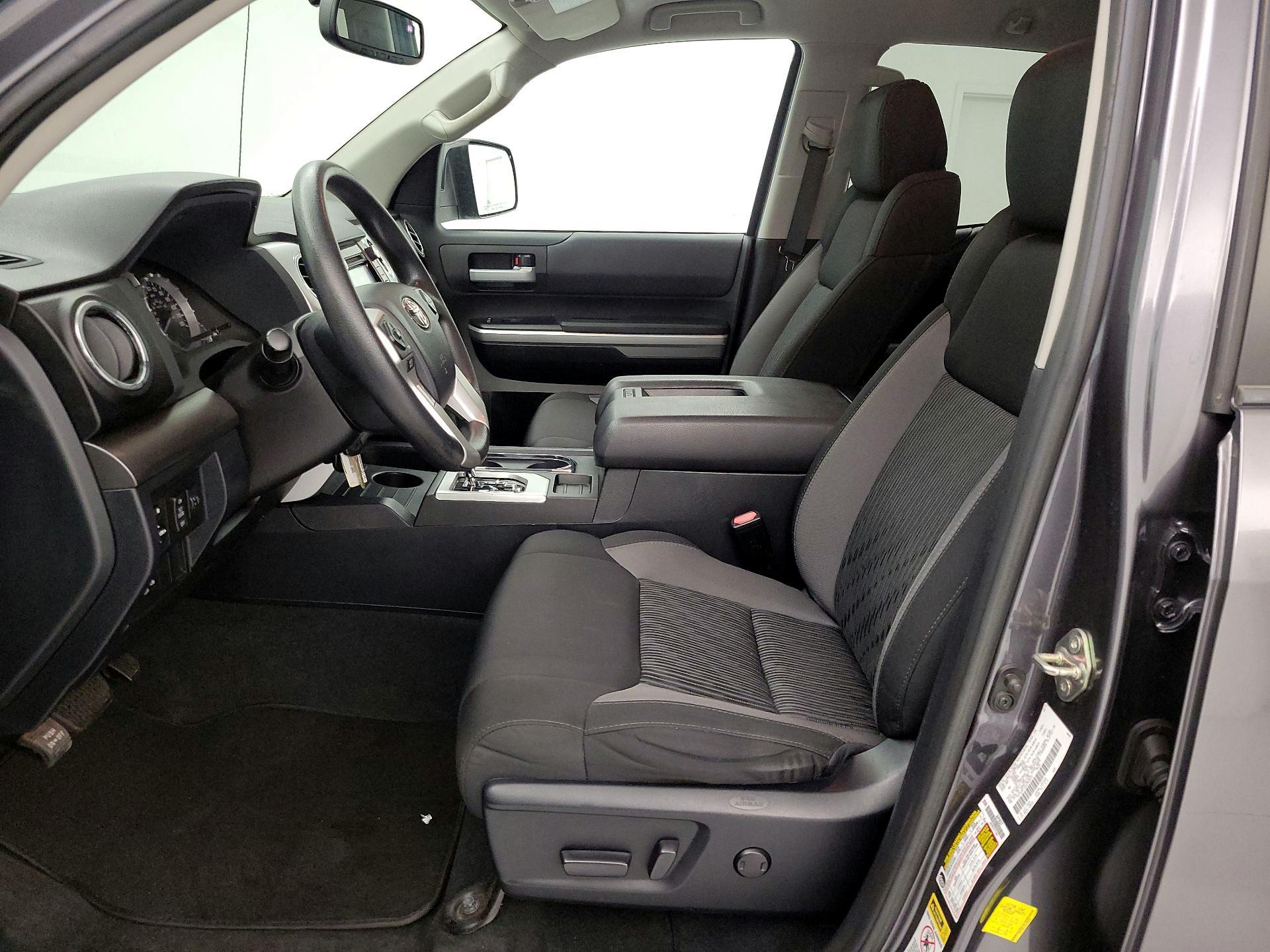 Thumbnail: 2016 Toyota Tundra - 11