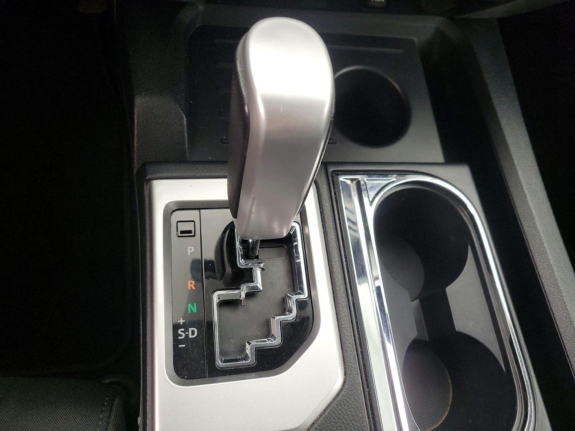 Thumbnail: 2016 Toyota Tundra - 17