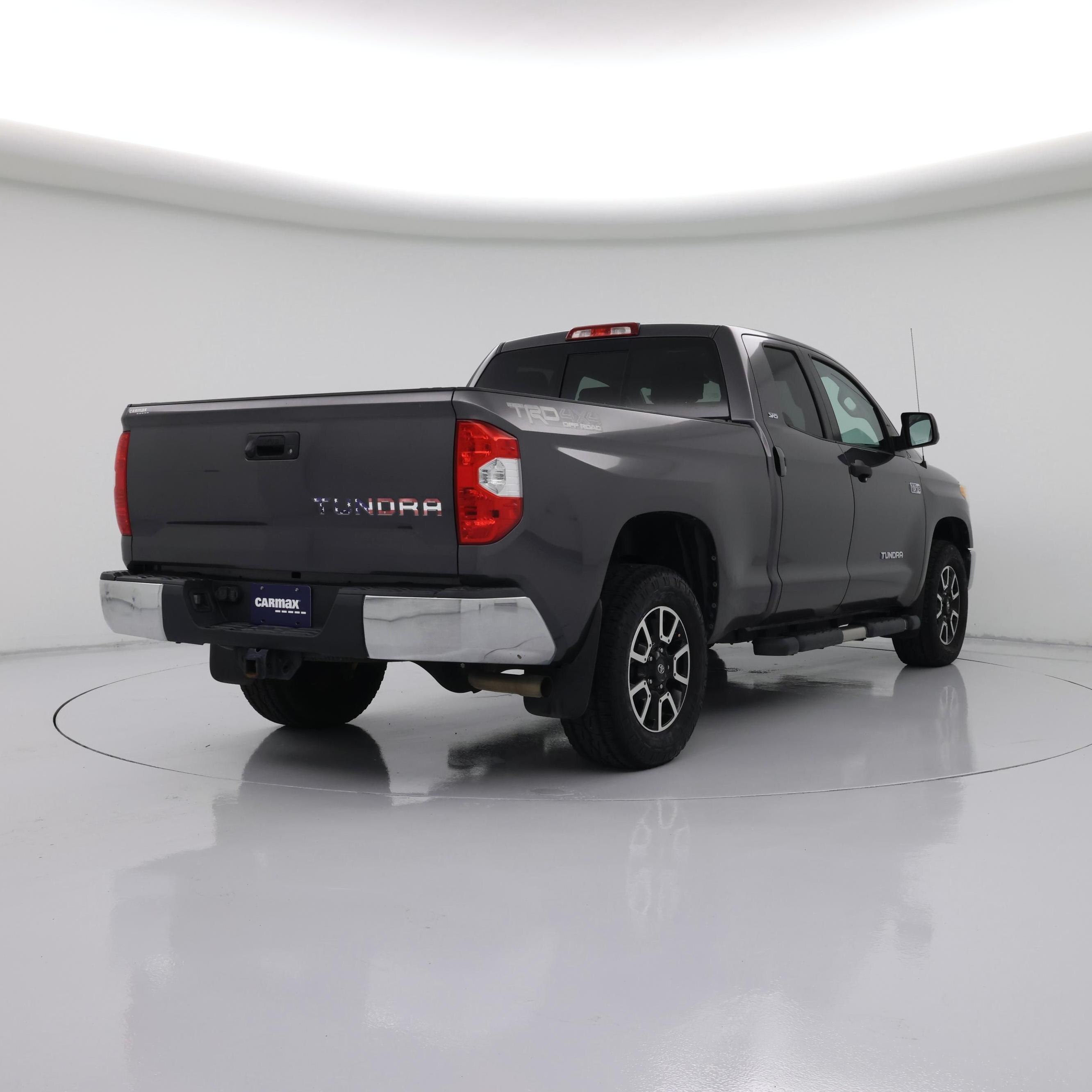 Thumbnail: 2016 Toyota Tundra - 8