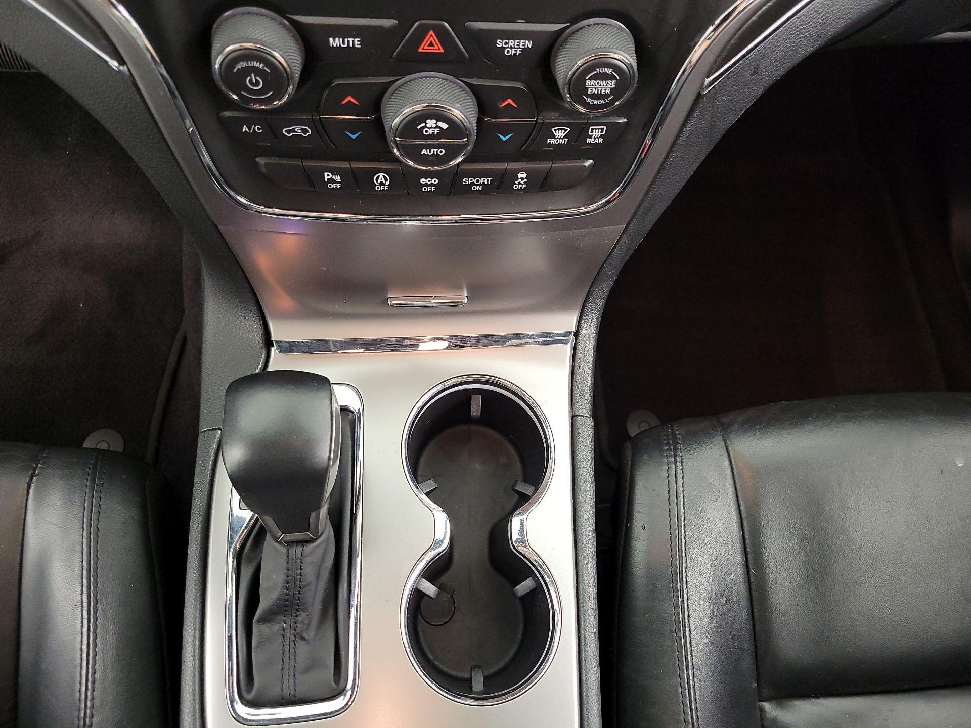 Thumbnail: 2018 Jeep Grand Cherokee - 15