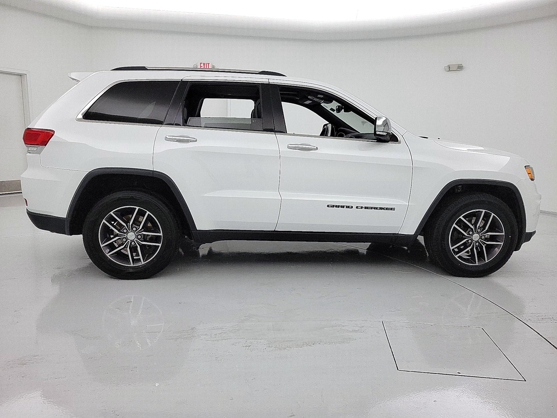 Thumbnail: 2018 Jeep Grand Cherokee - 4