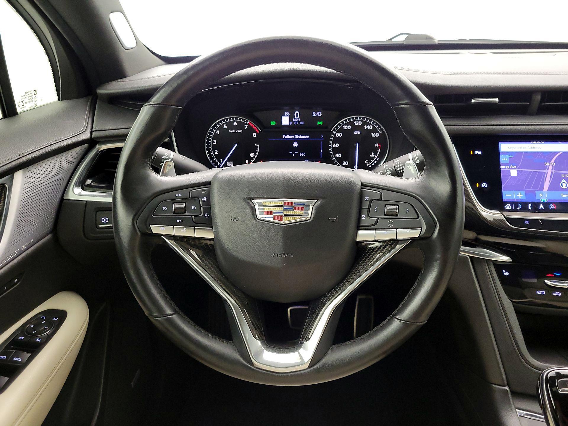 Thumbnail: 2020 Cadillac XT6 - 10