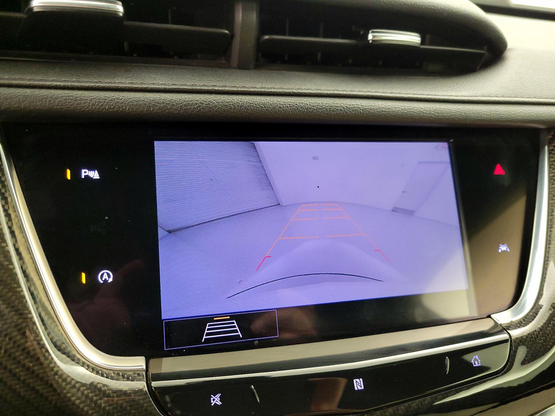 Thumbnail: 2020 Cadillac XT6 - 15