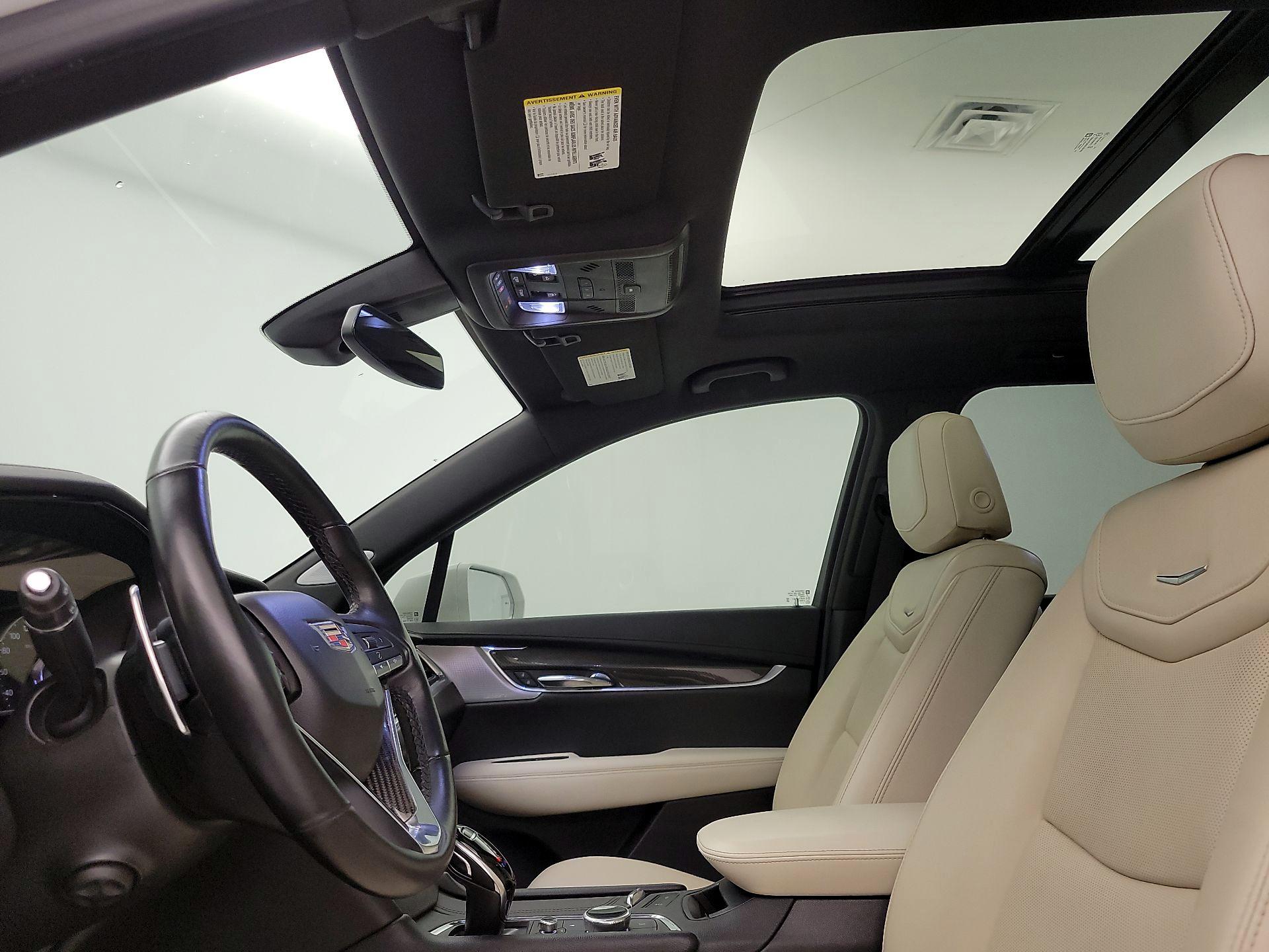 Thumbnail: 2020 Cadillac XT6 - 20