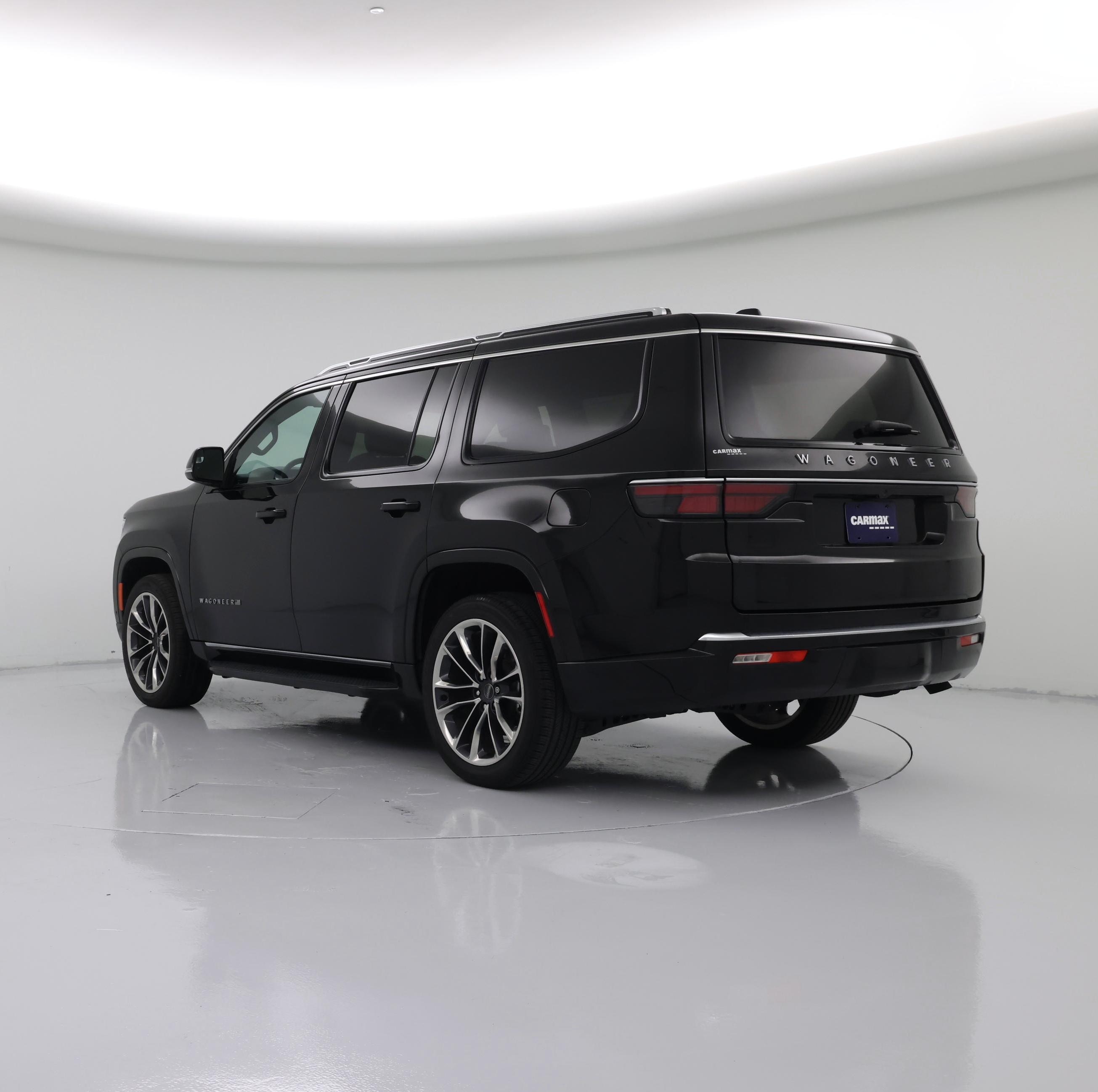 Thumbnail: 2023 Jeep Wagoneer - 2