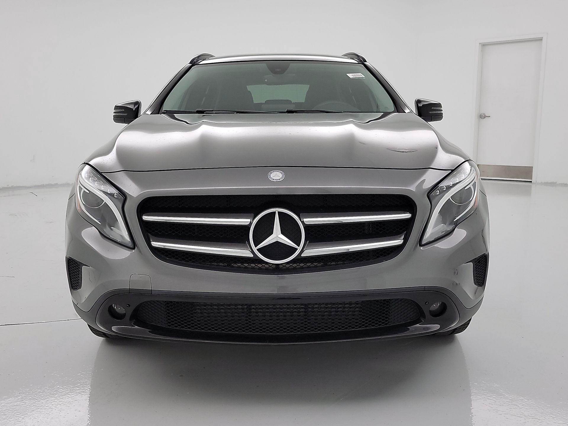Thumbnail: 2017 Mercedes-Benz GLA - 2