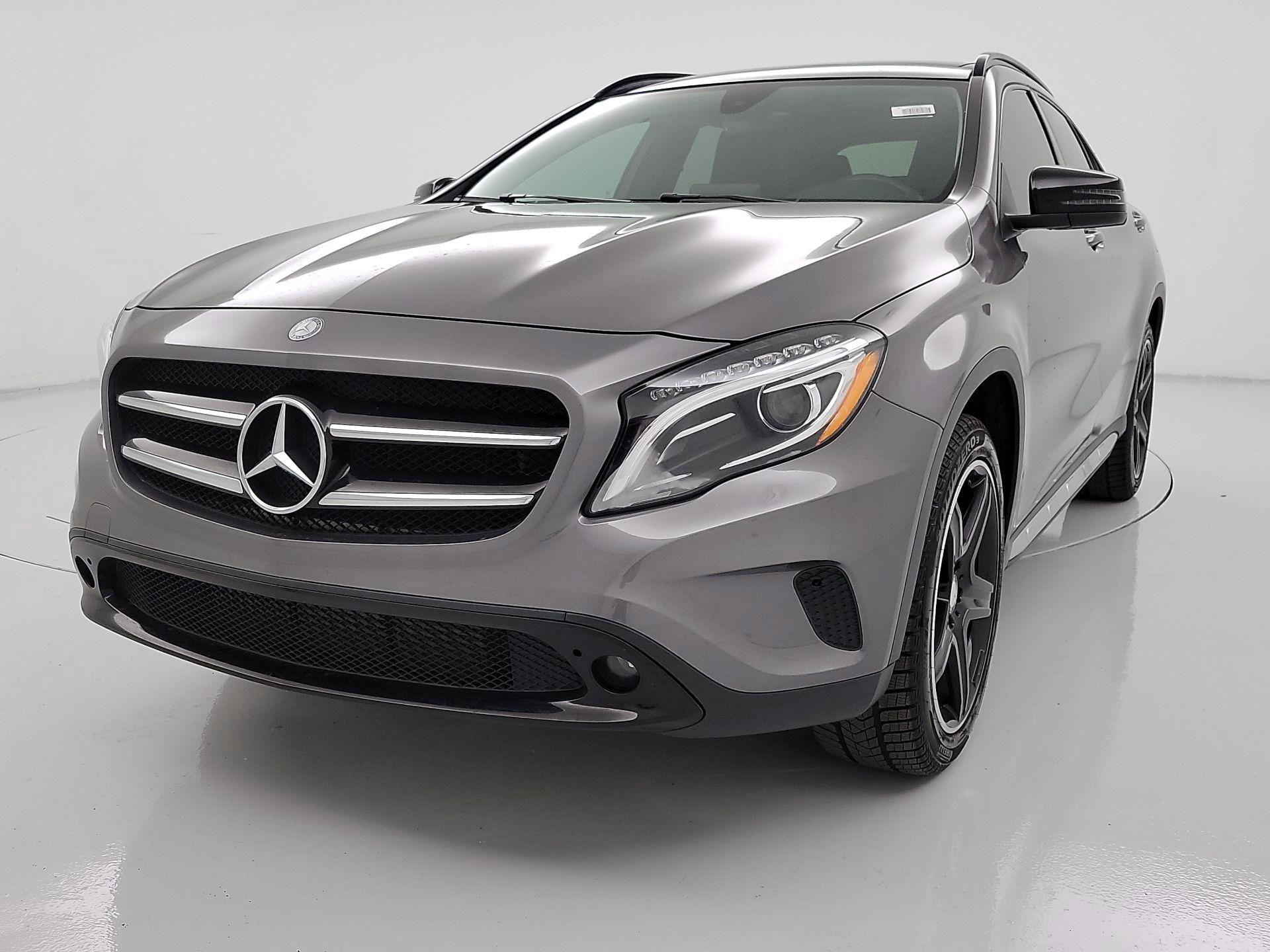 Thumbnail: 2017 Mercedes-Benz GLA - 3