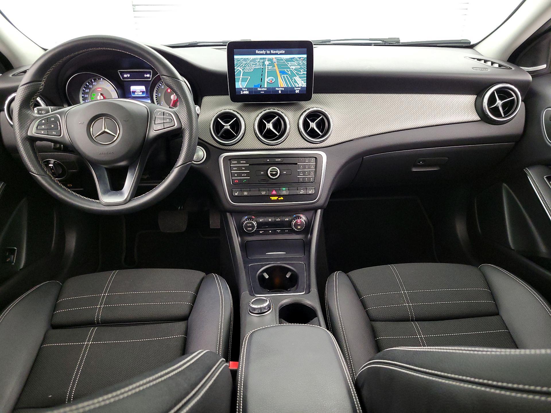 Thumbnail: 2017 Mercedes-Benz GLA - 8
