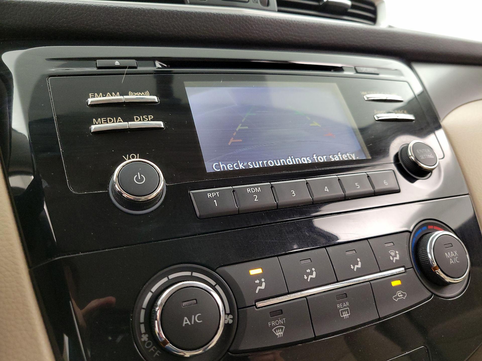 Thumbnail: 2016 Nissan Rogue - 14