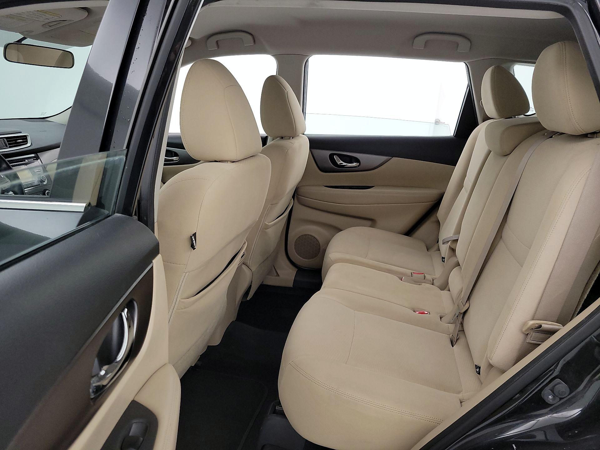Thumbnail: 2016 Nissan Rogue - 19