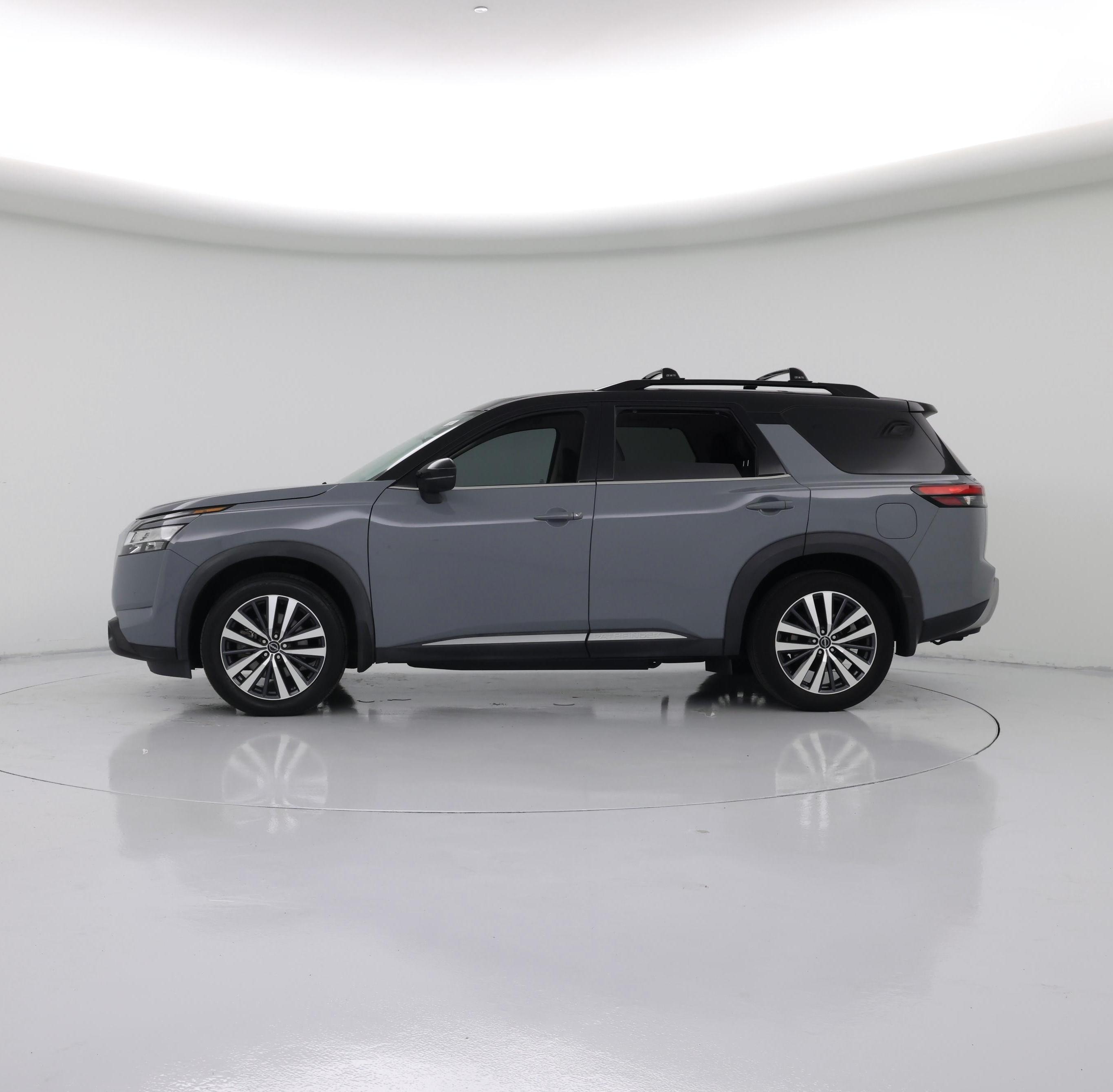 Thumbnail: 2016 Nissan Rogue - 3