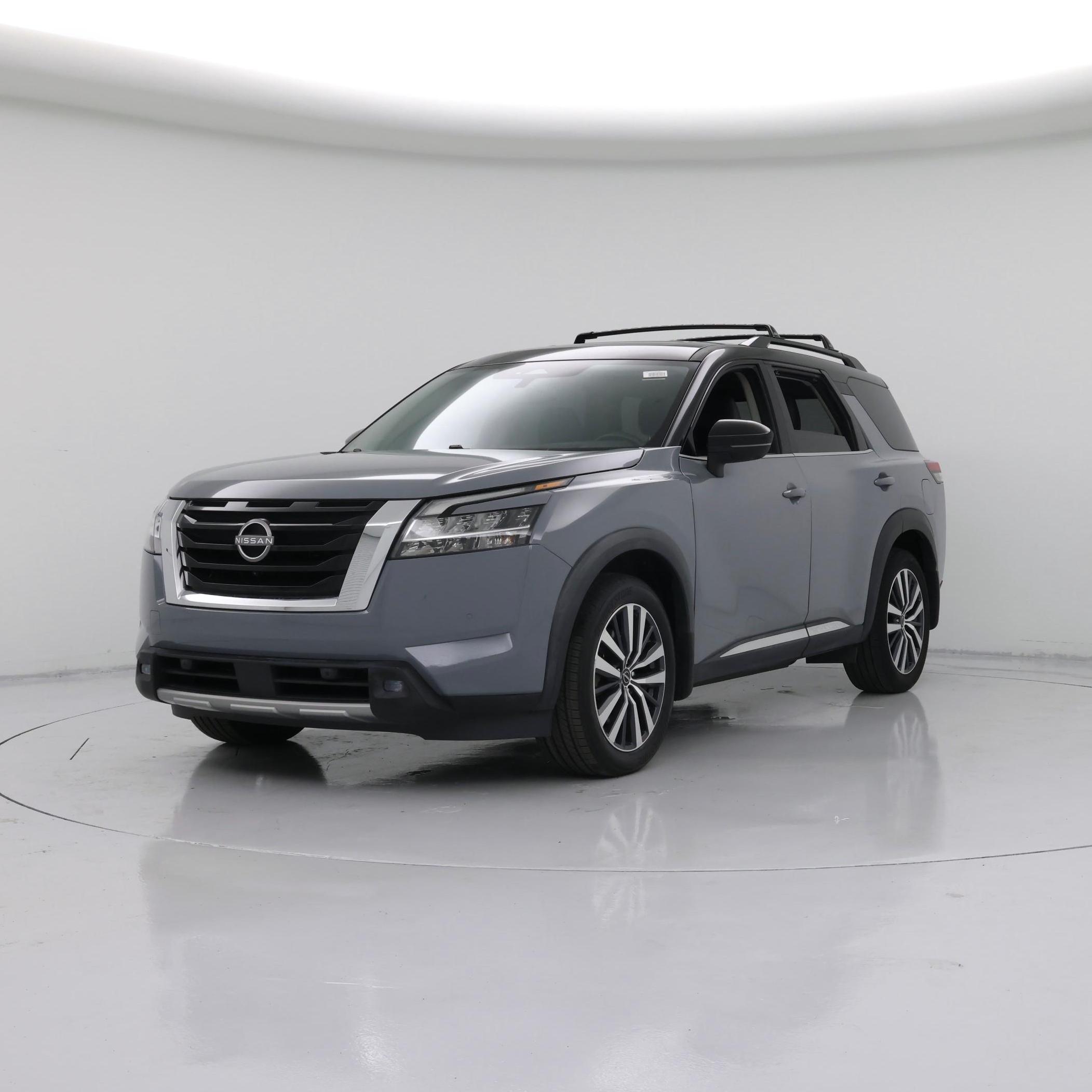 Thumbnail: 2016 Nissan Rogue - 4