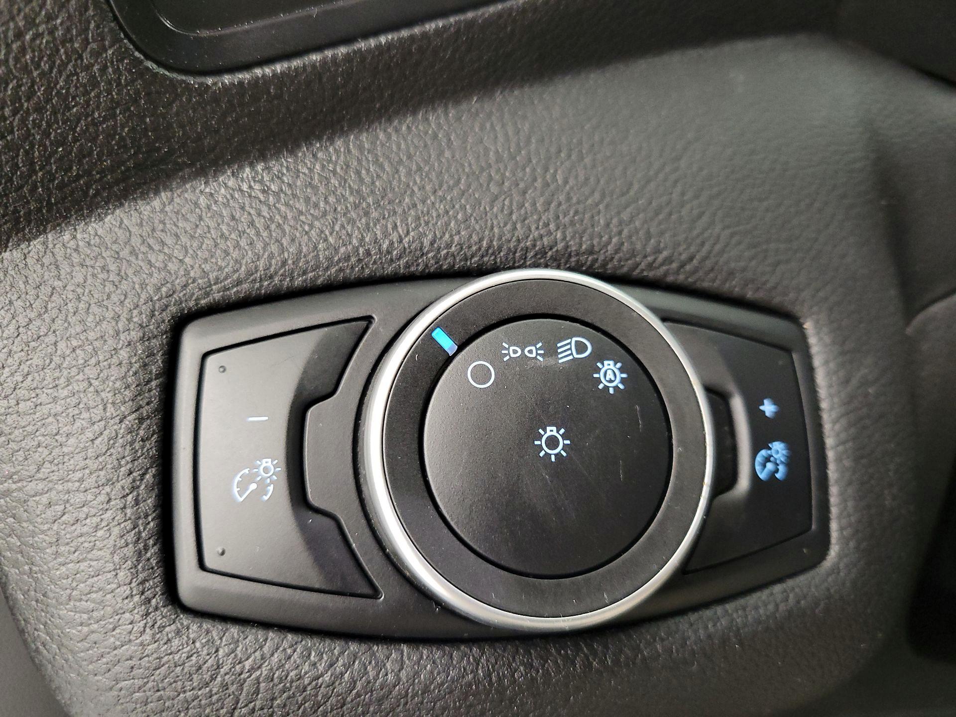 Thumbnail: 2018 Ford C-Max - 13