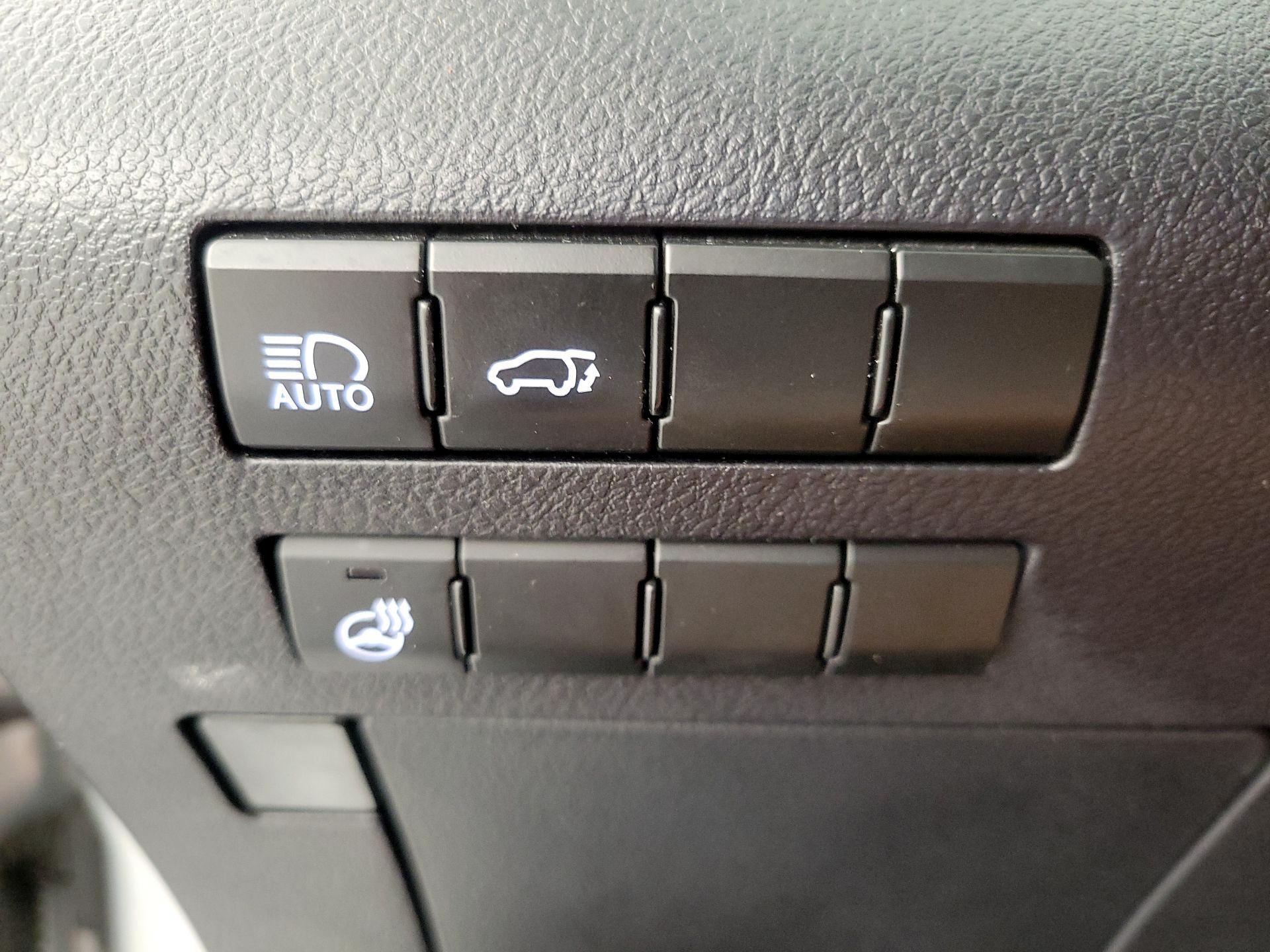 Thumbnail: 2019 Lexus RX - 13