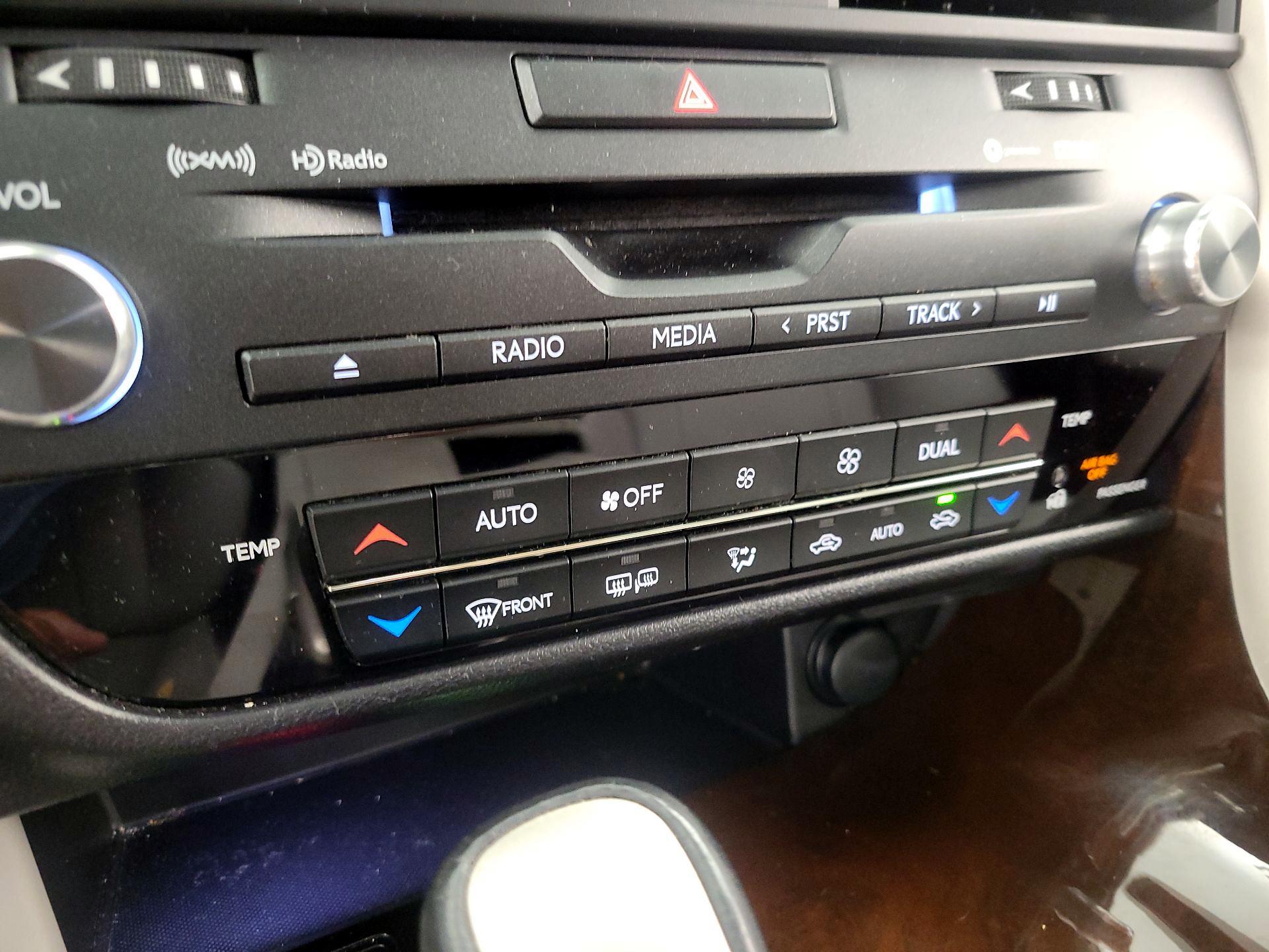 Thumbnail: 2019 Lexus RX - 17