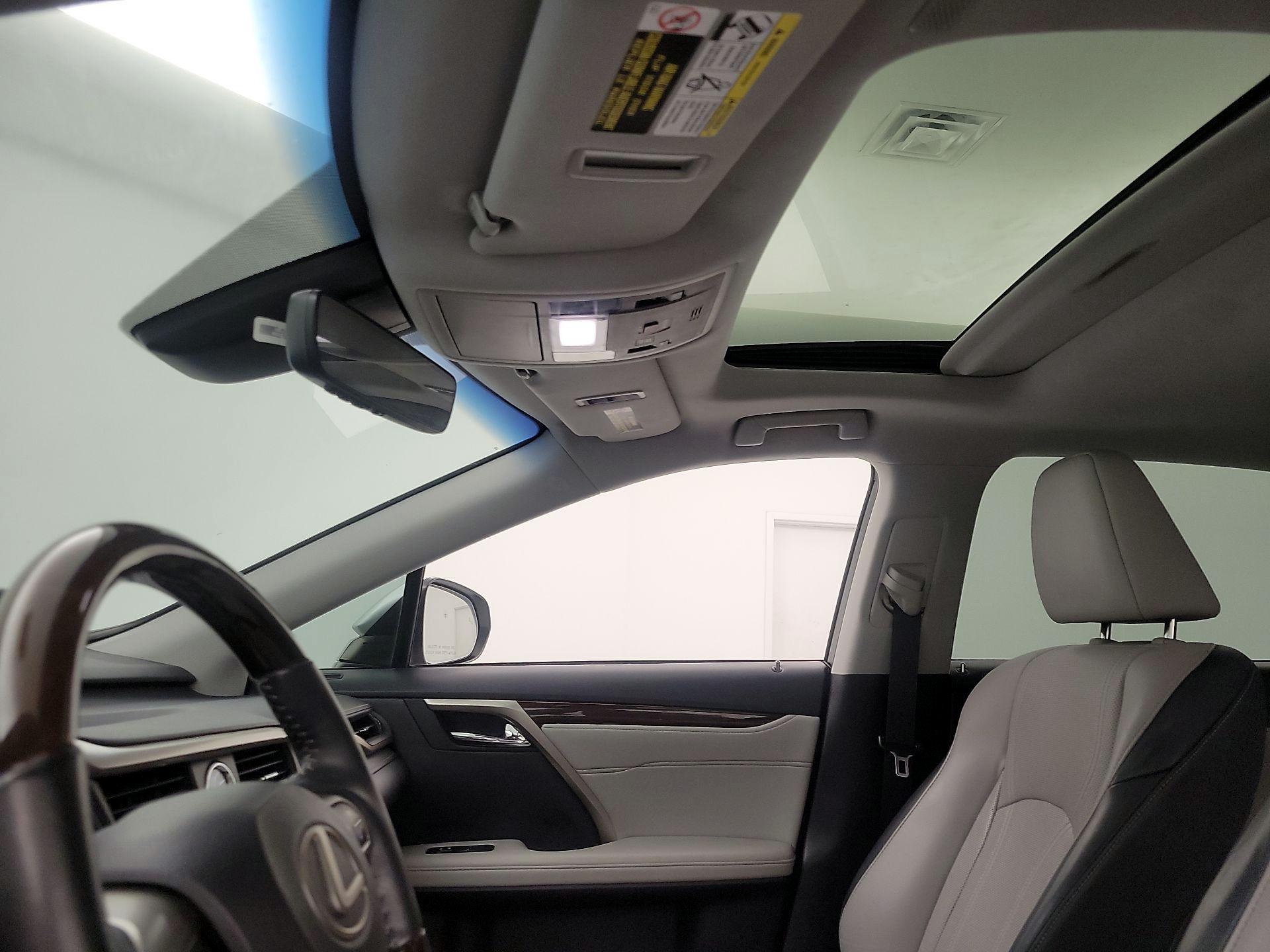 Thumbnail: 2019 Lexus RX - 20