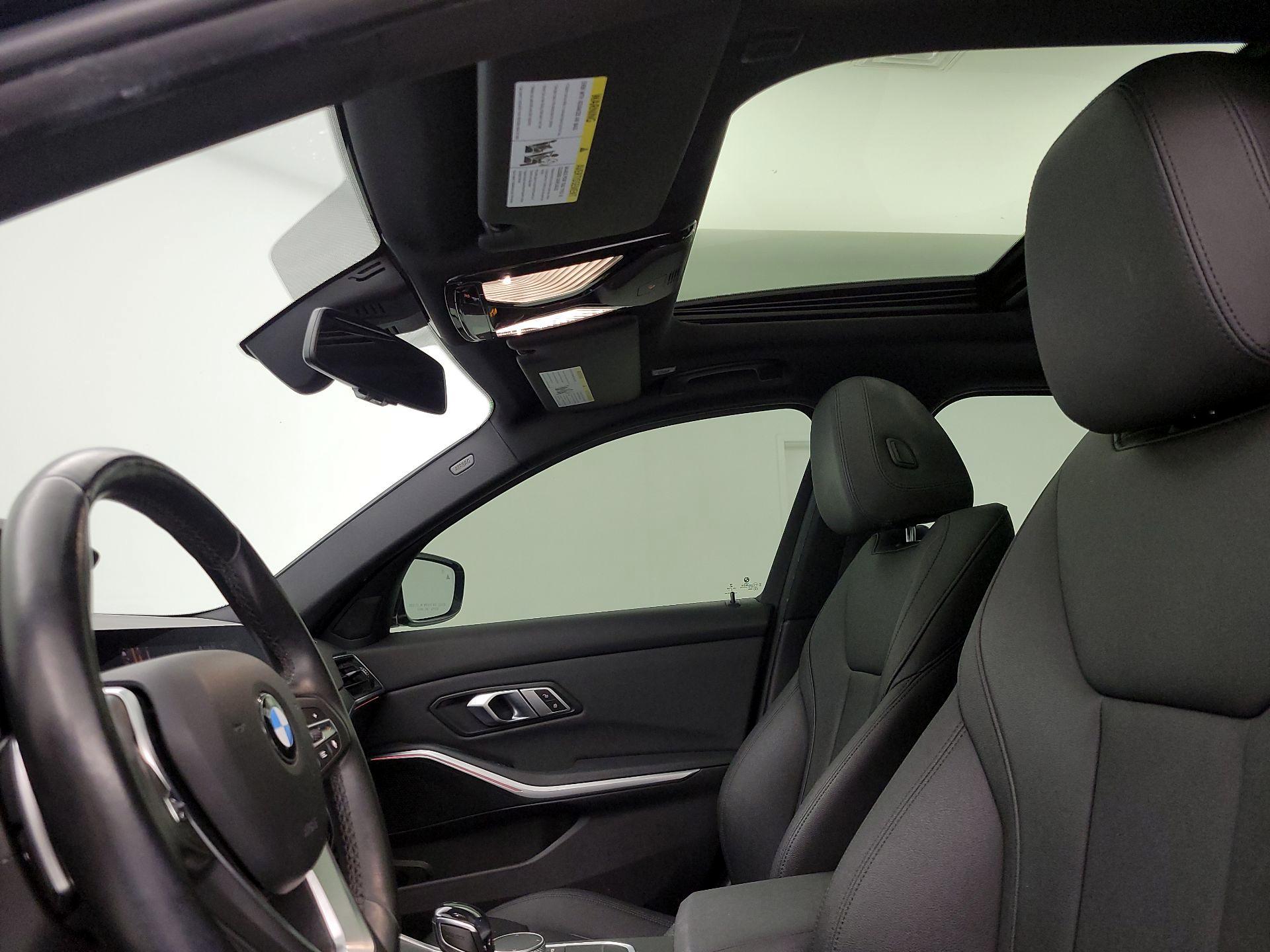 Thumbnail: 2021 BMW 3 Series - 20