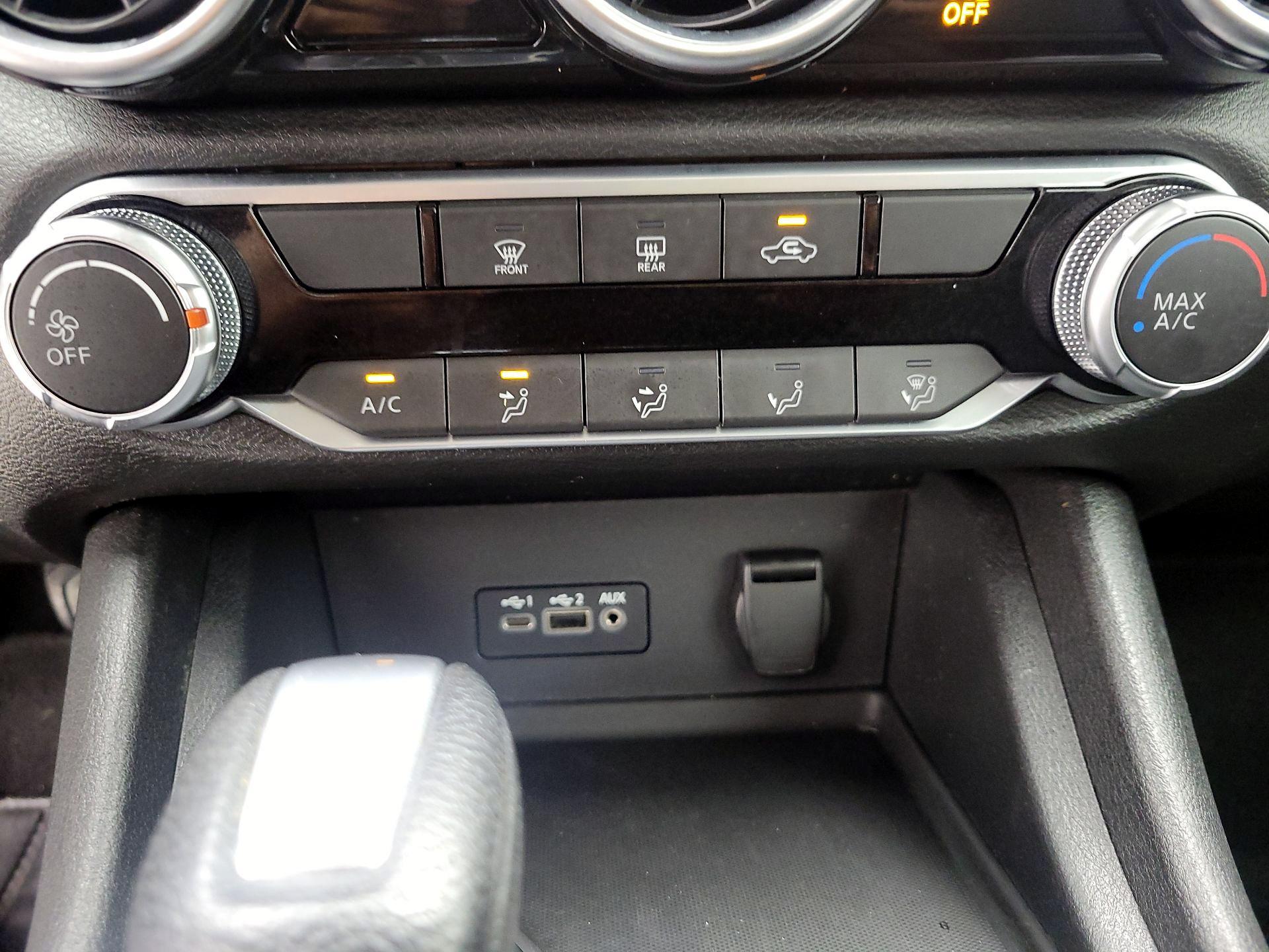 Thumbnail: 2023 Nissan Sentra - 16