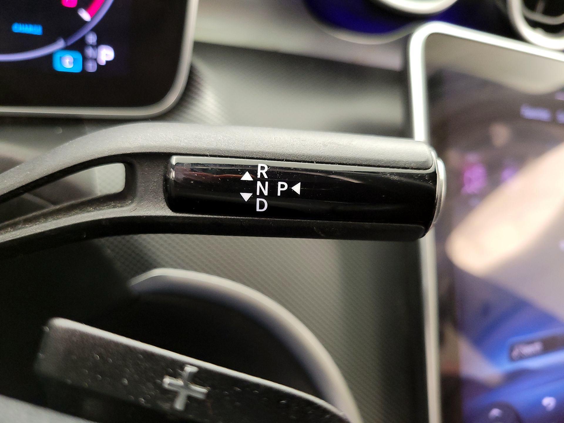 Thumbnail: 2024 Mercedes-Benz C-Class - 17