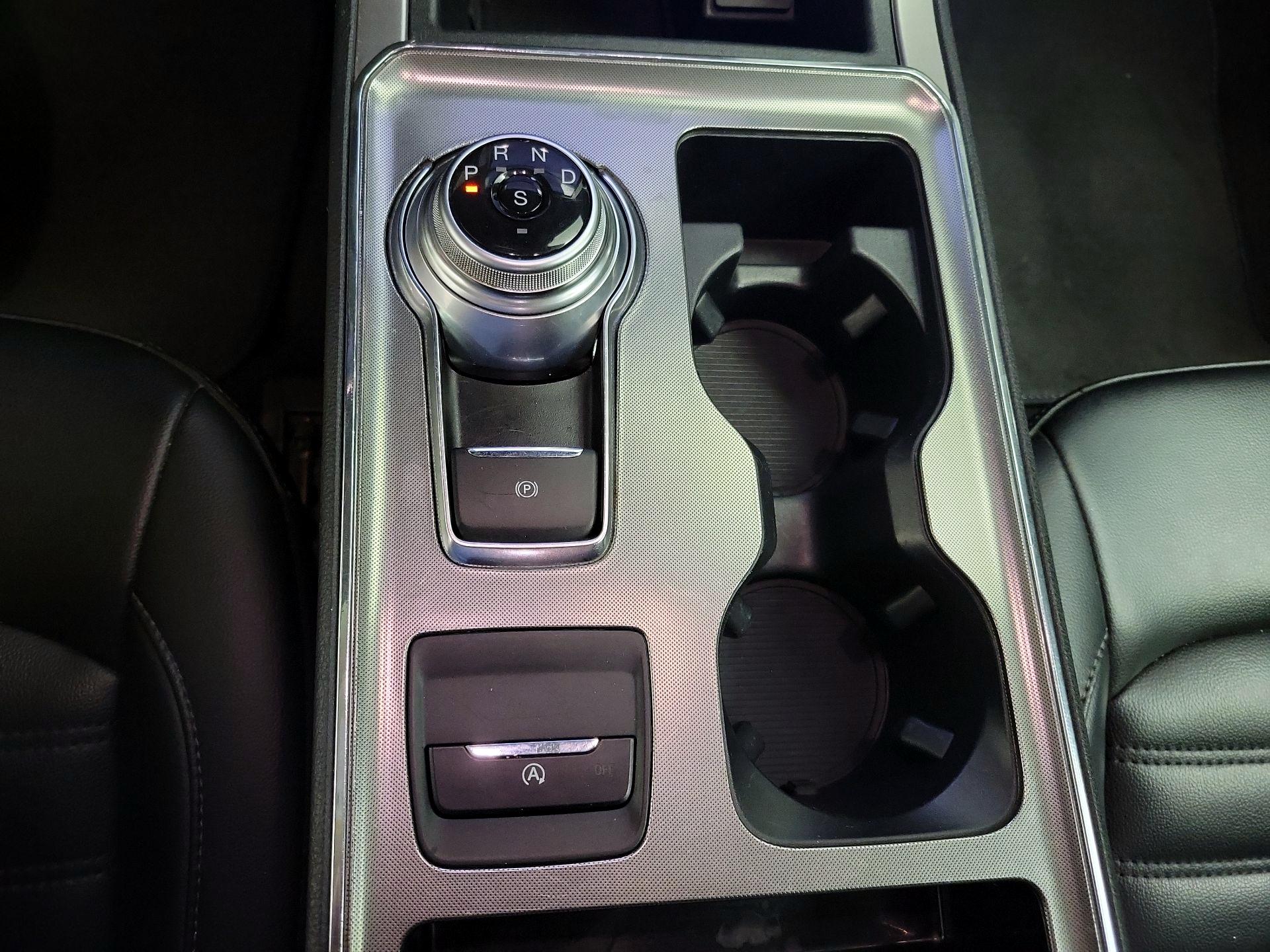 Thumbnail: 2022 Ford Edge - 18