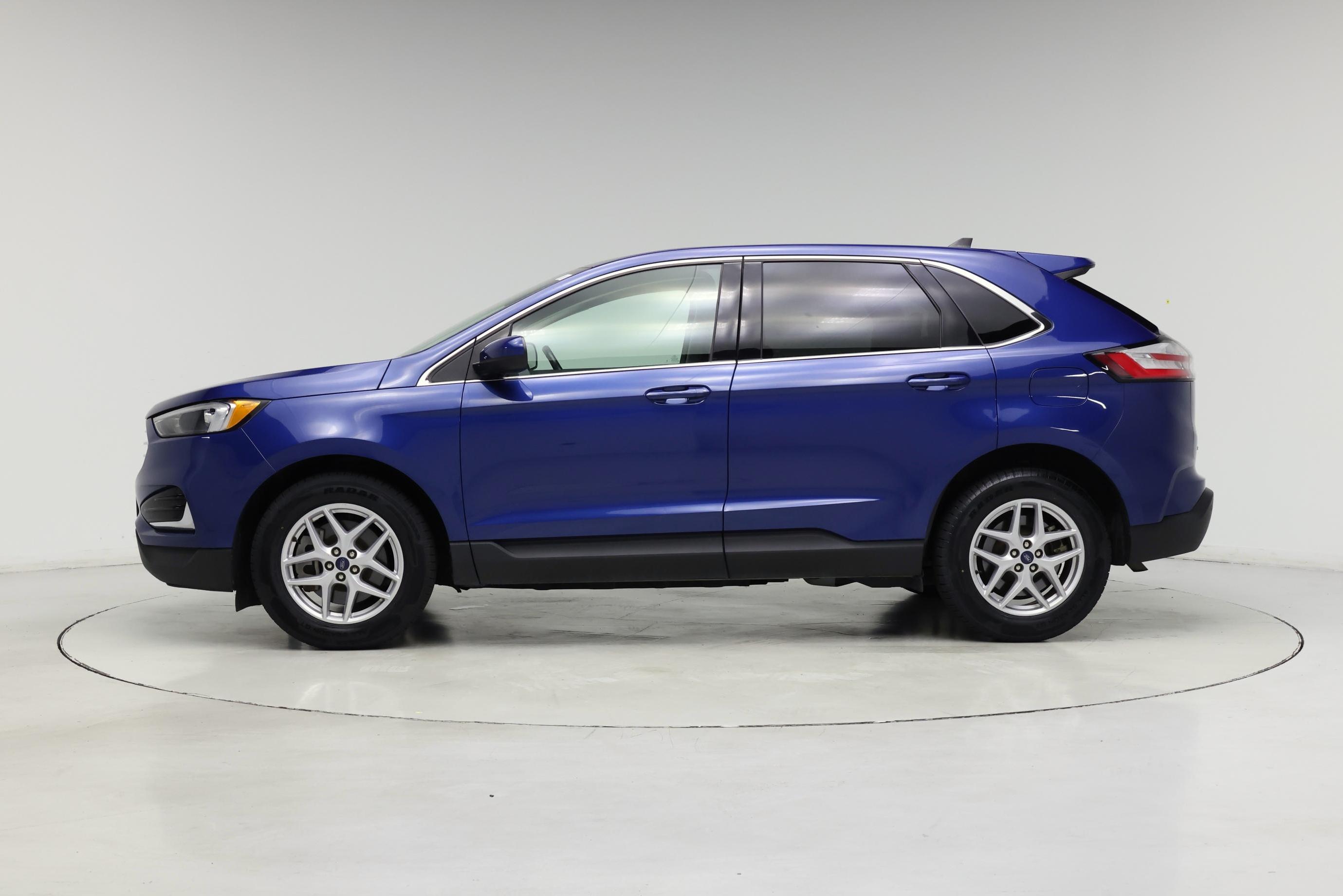 Thumbnail: 2022 Ford Edge - 3