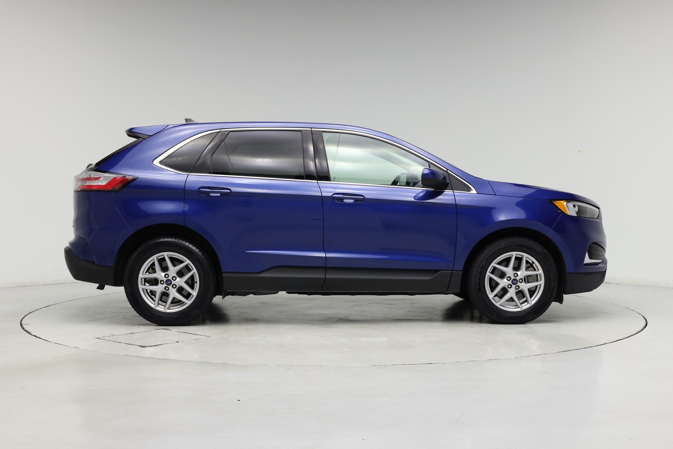 Thumbnail: 2022 Ford Edge - 7