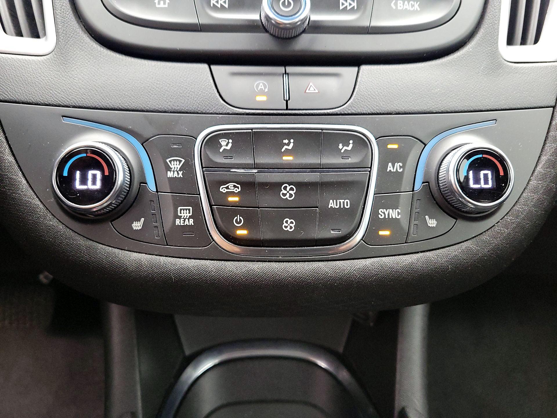 Thumbnail: 2023 Chevrolet Malibu - 16