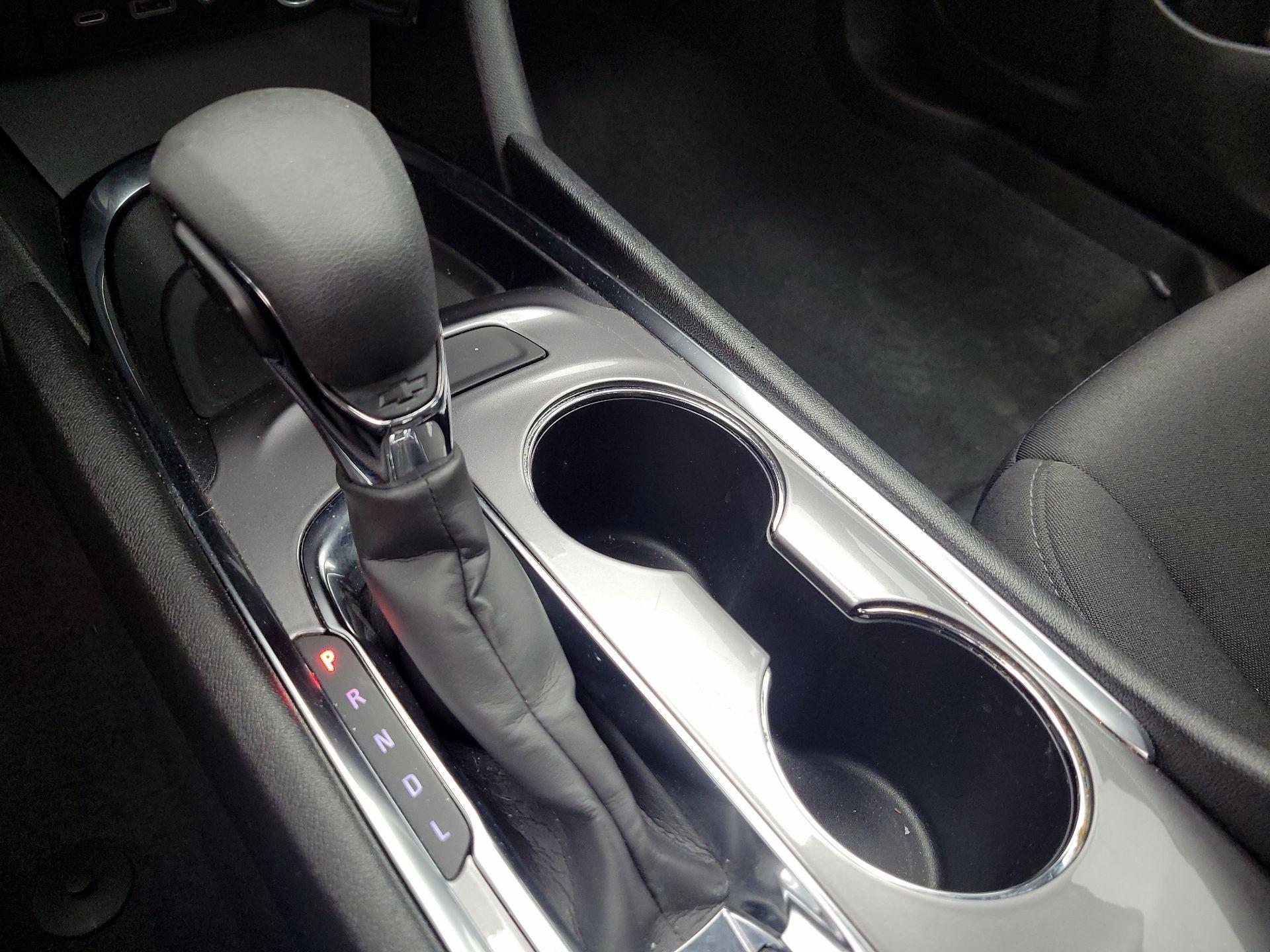 Thumbnail: 2023 Chevrolet Malibu - 17