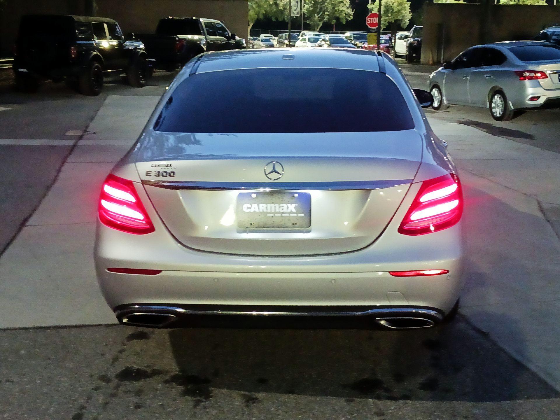 Thumbnail: 2019 Mercedes-Benz E-Class - 6